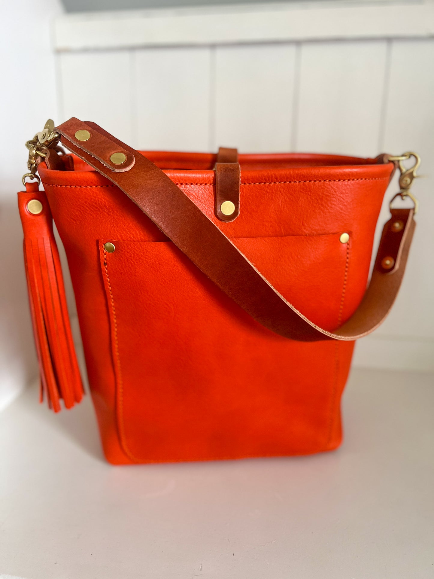 Bennett Bucket in Mandarin Vachetta