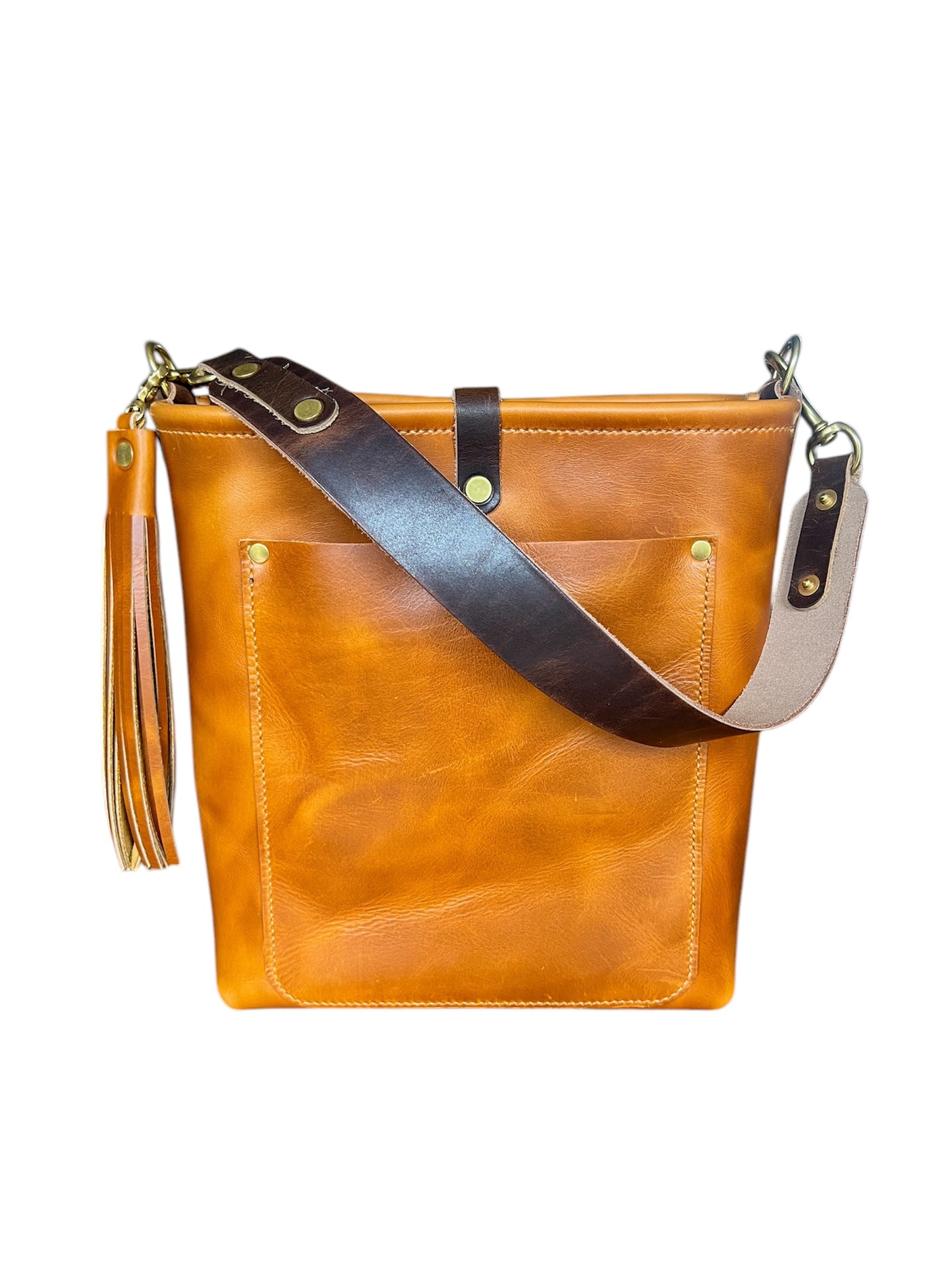 Bennett Bucket in Horween Butterscotch Full Grain Leather
