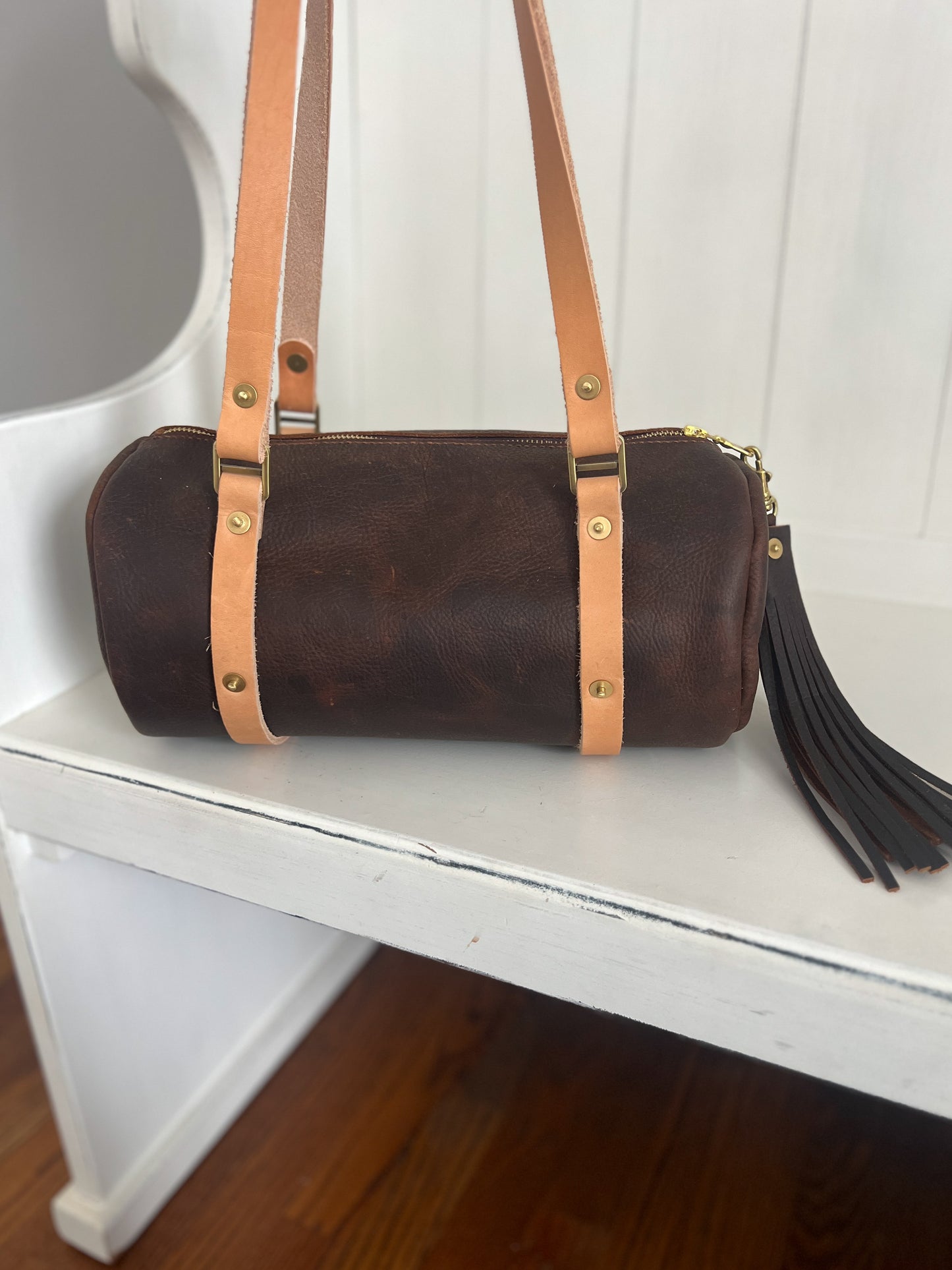 Bren Barrel in Kodiak Full Grain Leather
