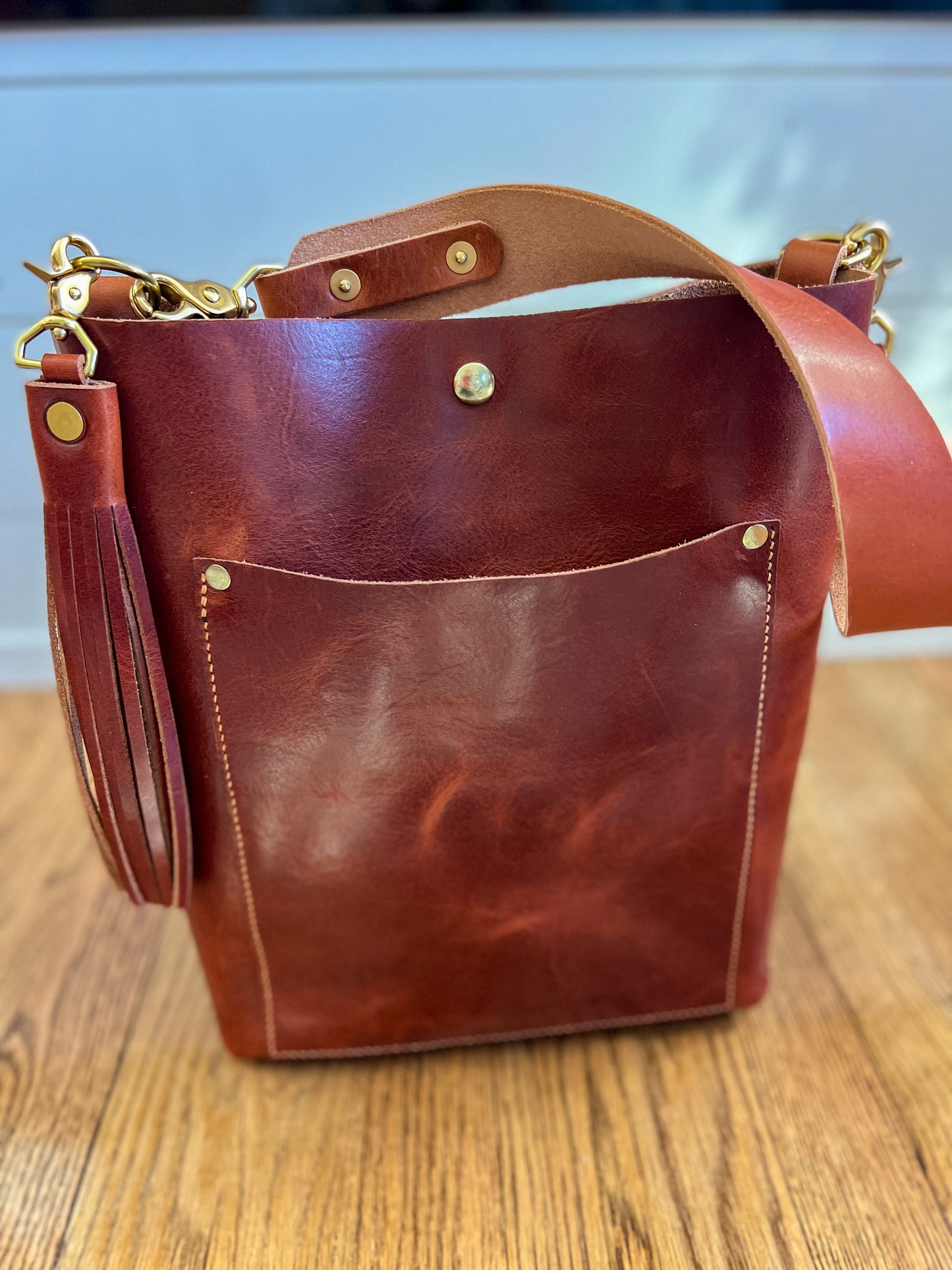 Bennett Bucket in Cherry Veg Tan