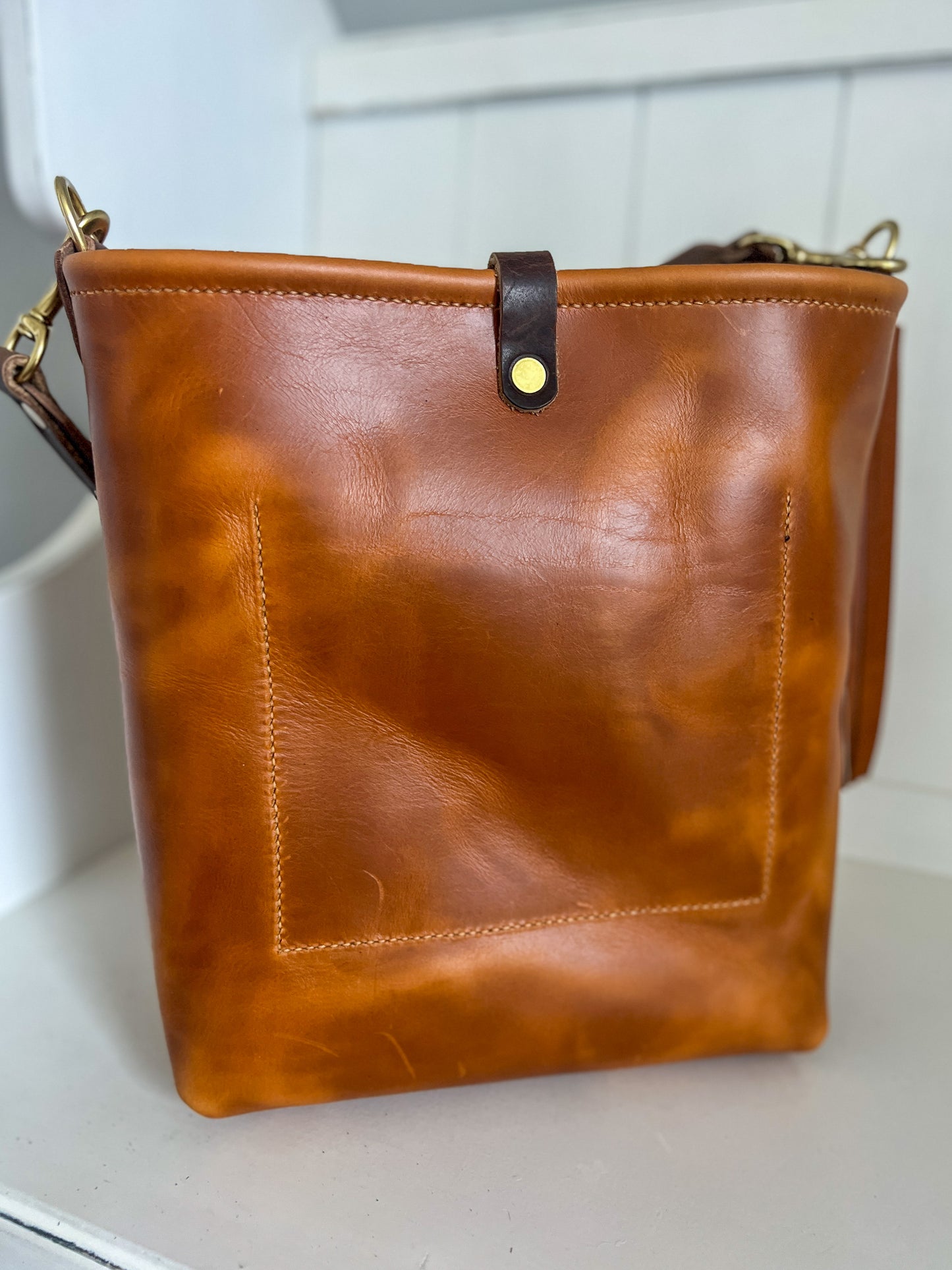 Bennett Bucket in Horween Butterscotch Full Grain Leather
