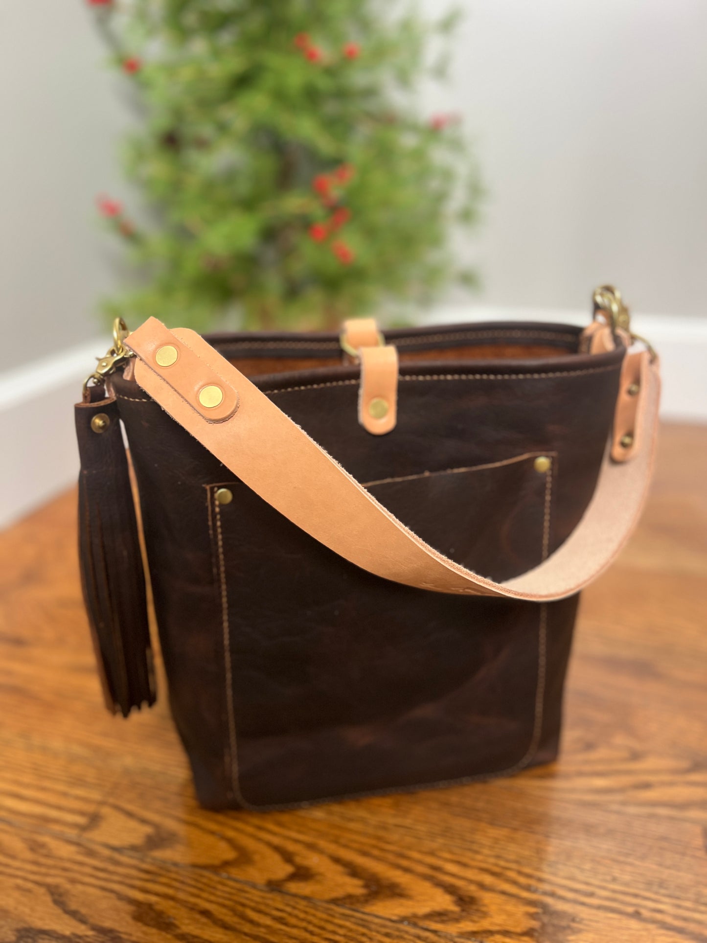Bennett Bucket in Brown Kodiak