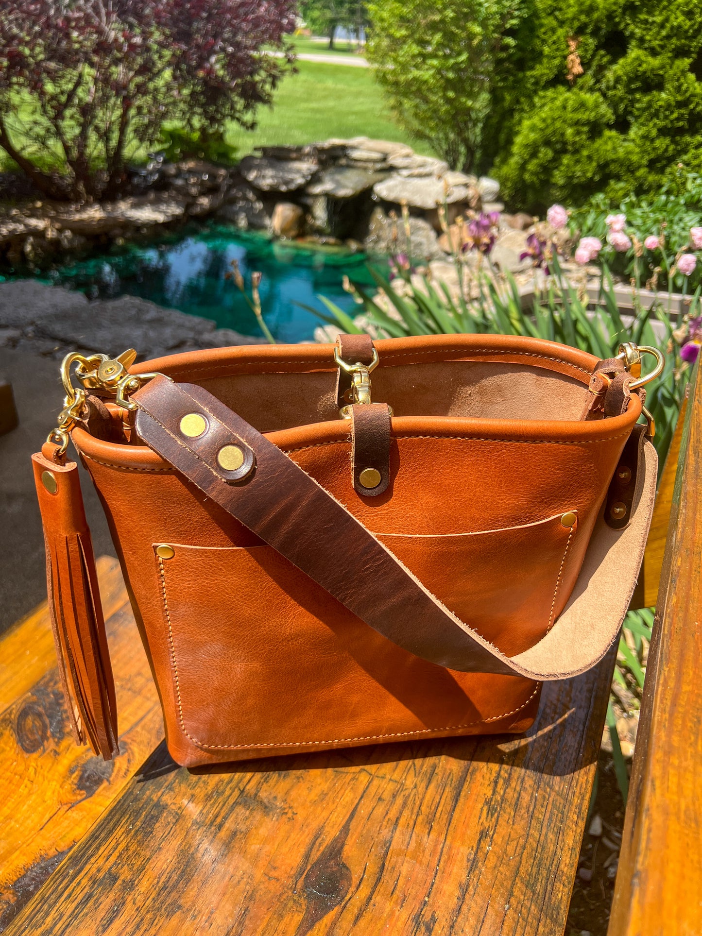 Bennett “shorty” Bucket in Toffee Veg Tan Leather