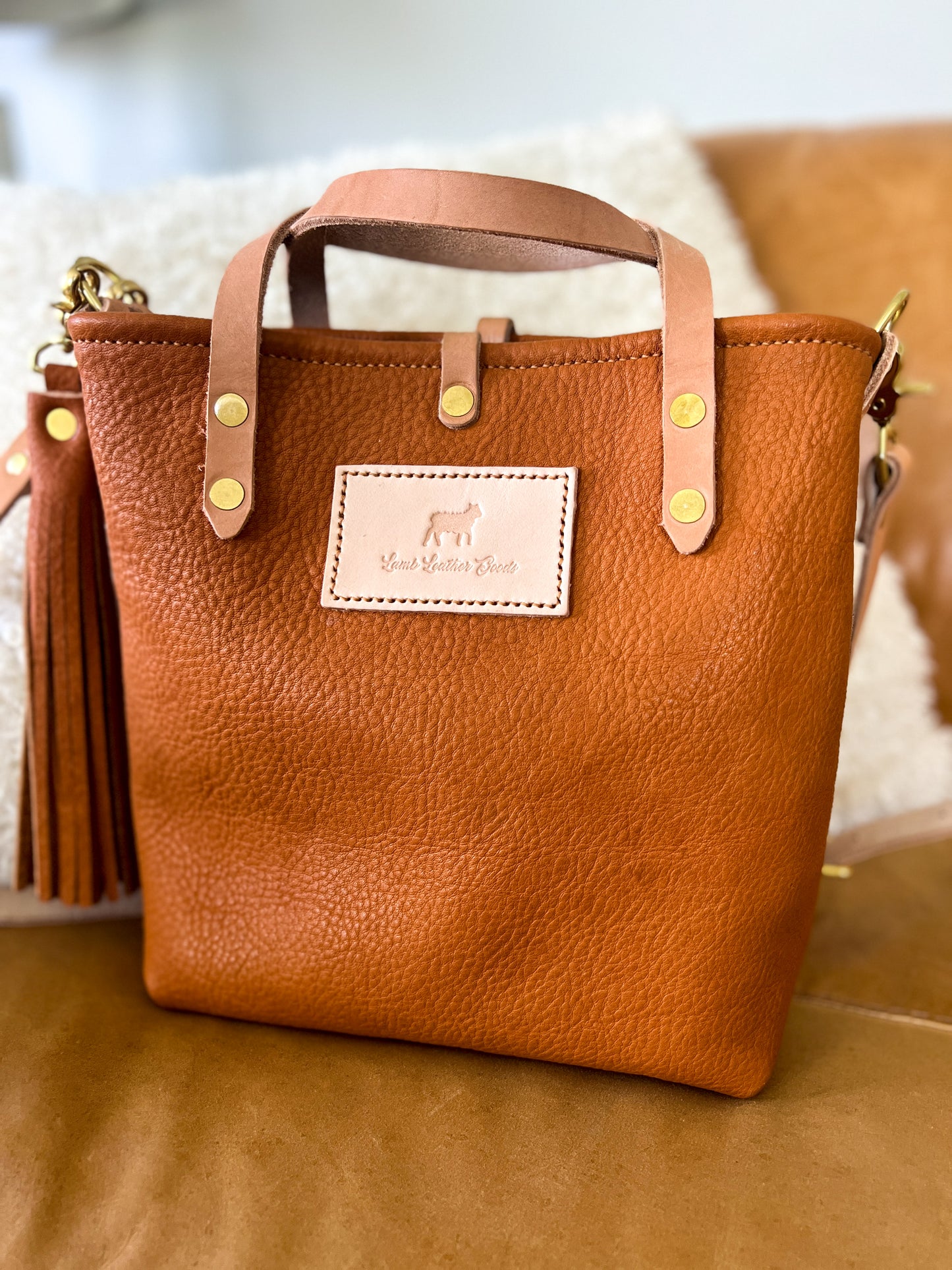 Bennett Petite Bucket in Hermann Oak Heritage 1881 Veg Tan Leather