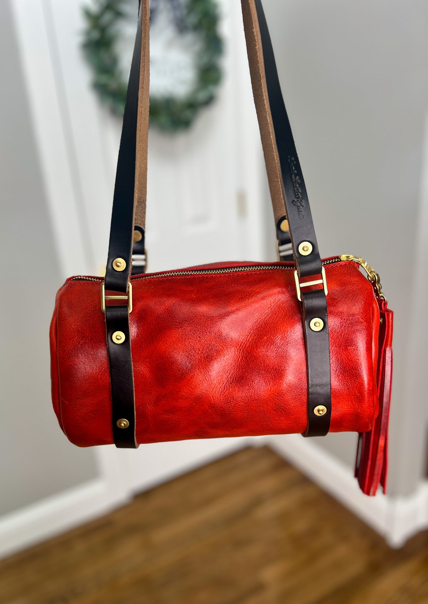 Bren Barrel in Chili Pepper Full Grain Leather