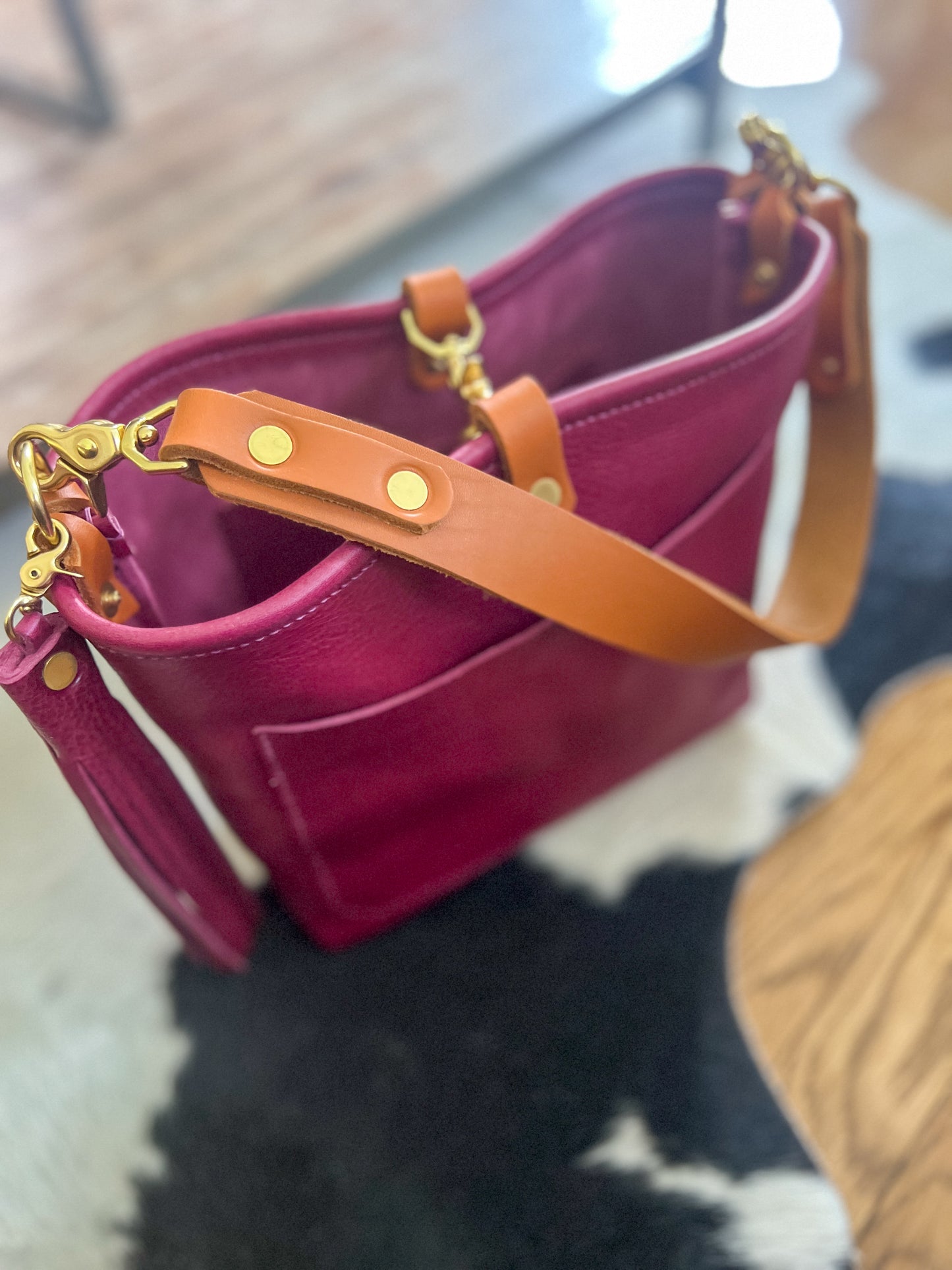 Bennett “shorty” Bucket in Lilac Vachetta