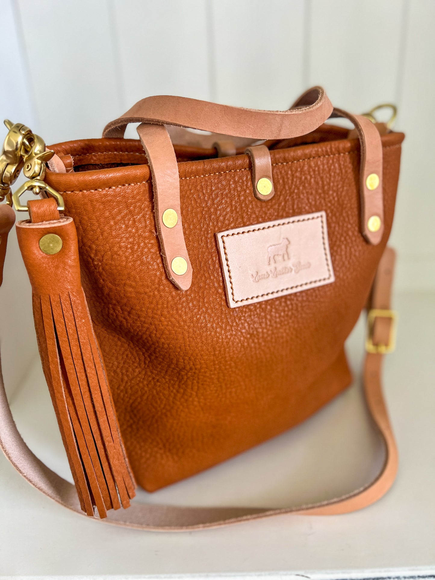 Bennett Petite Bucket in Hermann Oak Heritage 1881 Veg Tan Leather