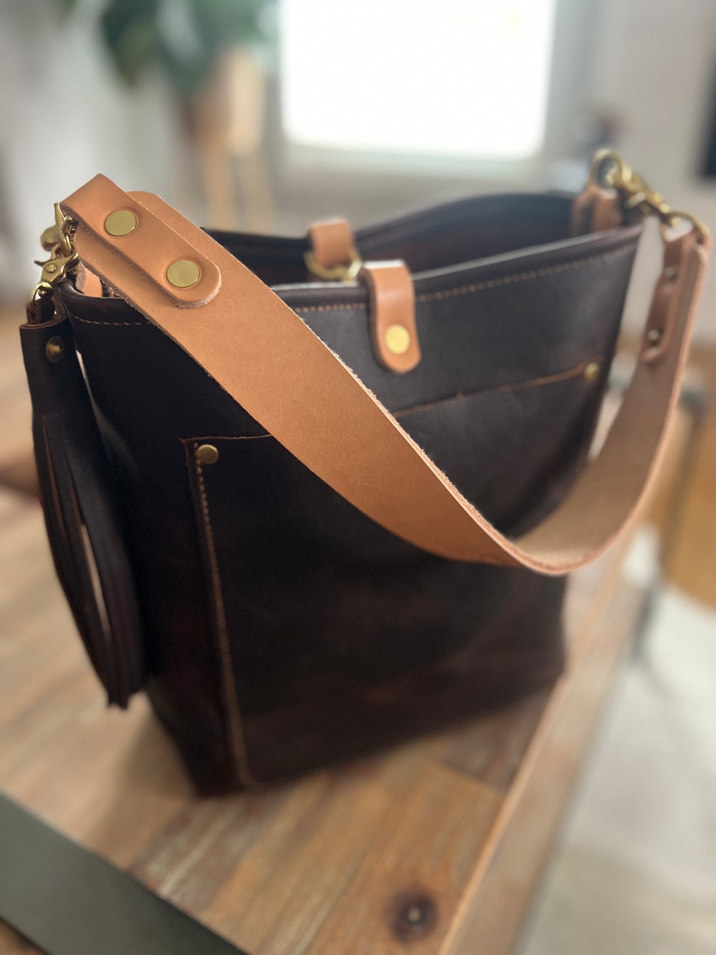 Bennett Bucket in Brown Kodiak