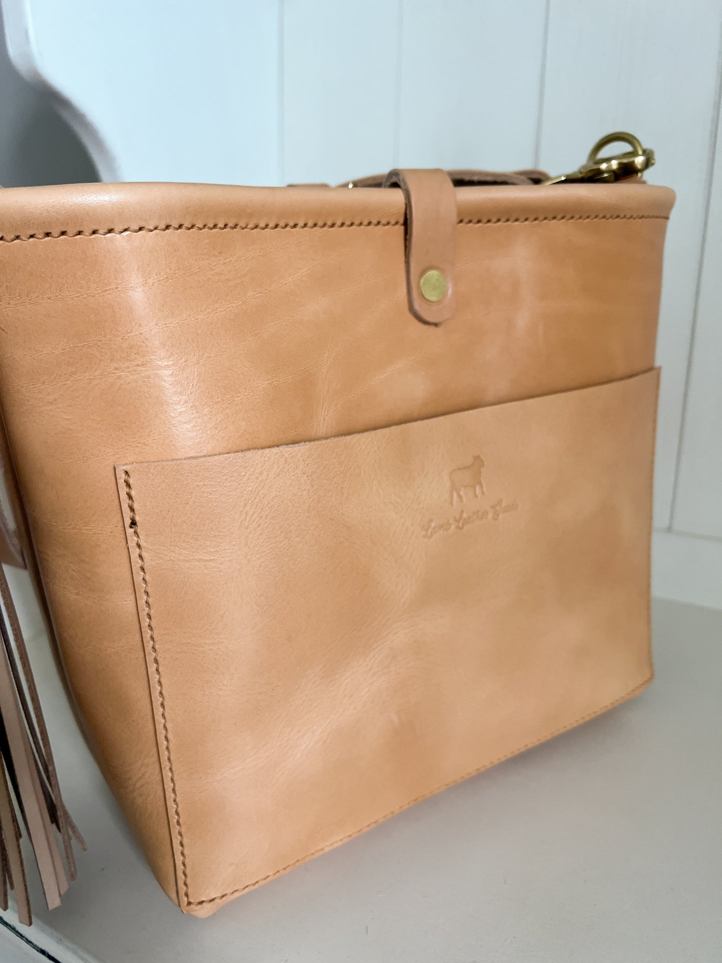 Bennett “shorty” Bucket in Natural Vachetta full Grain Leather