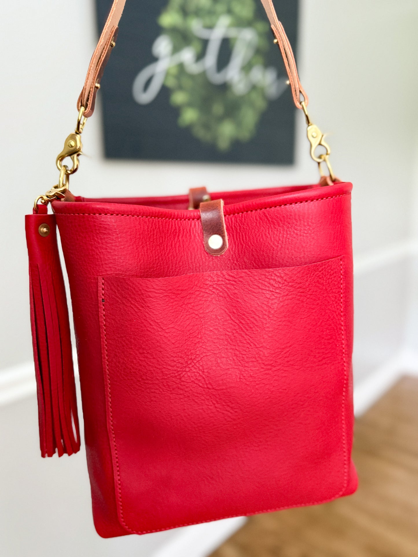Bennett Bucket in Ruby Vachetta