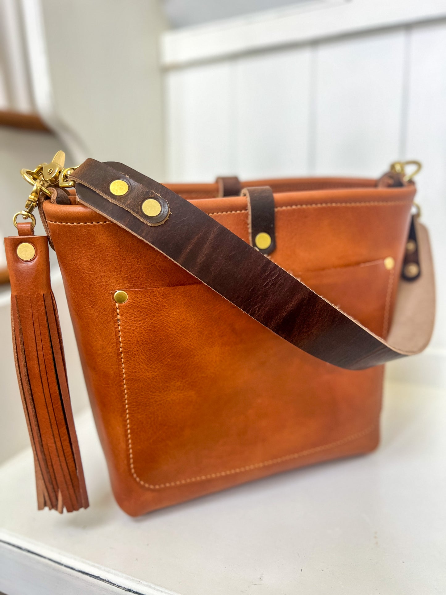 Bennett “shorty” Bucket in Toffee Veg Tan Leather