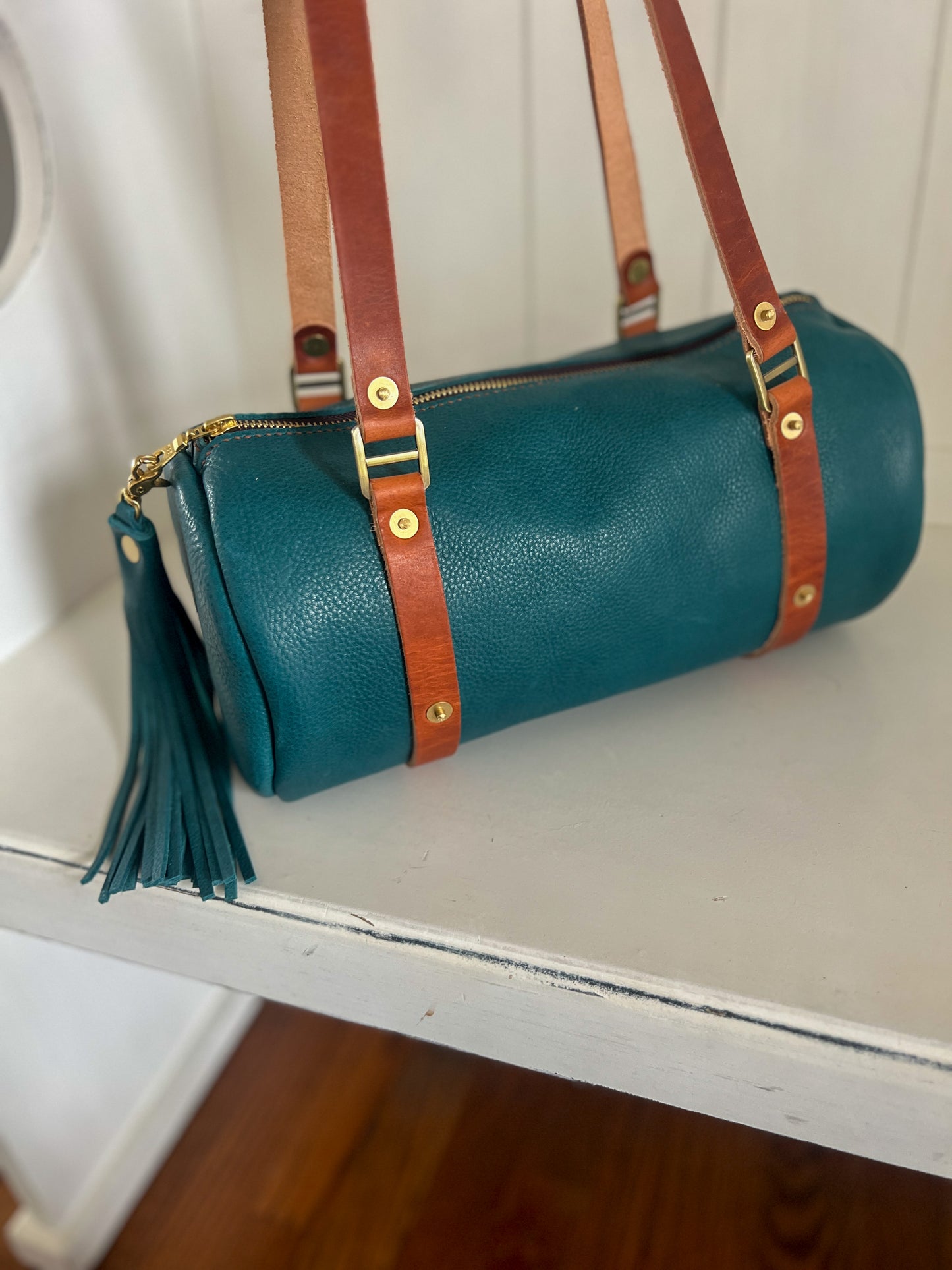 Bren Barrel in Italian Jeans Full Grain Leather