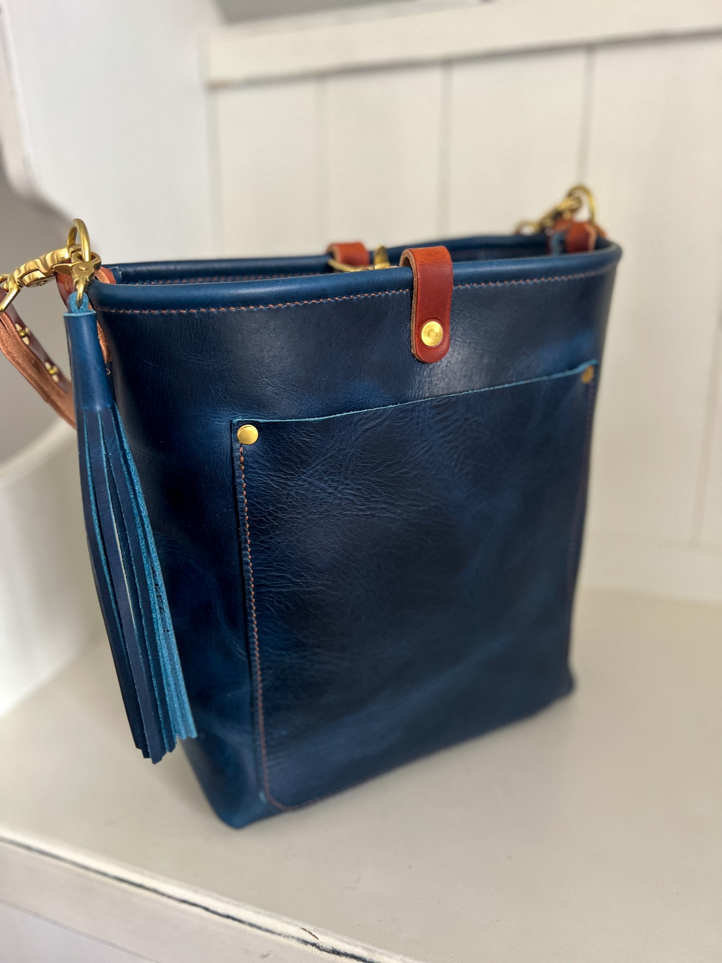 Bennett Bucket in Horween Cobalt Derby Veg Tan Leather