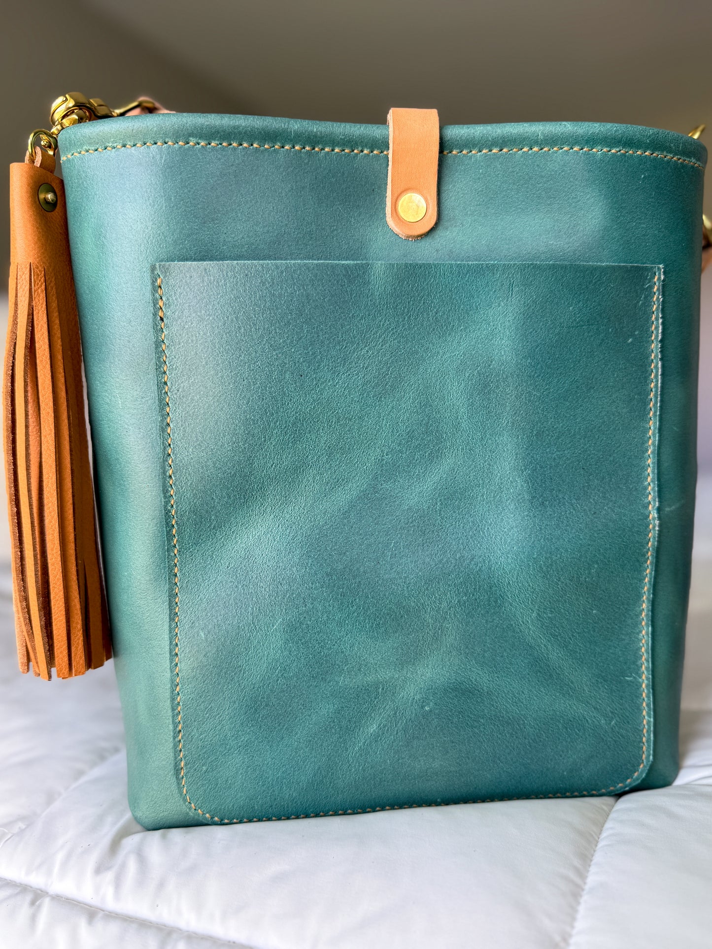 Bennett Bucket in Aqua Pearl Horween