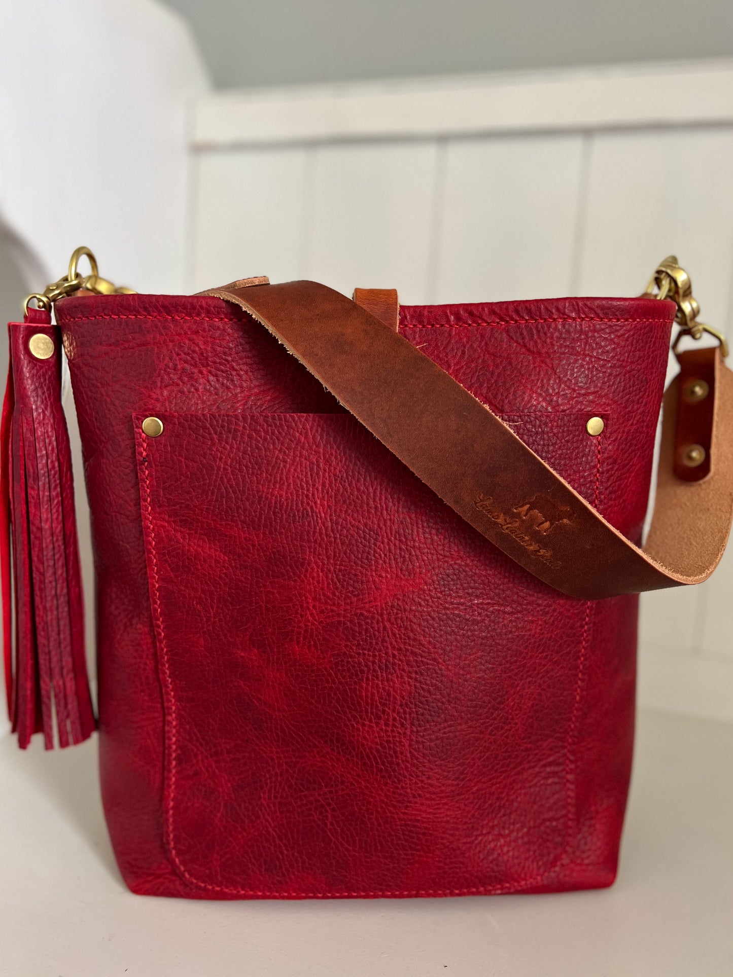 Bennett Bucket in Full Grain Cranberry Leather