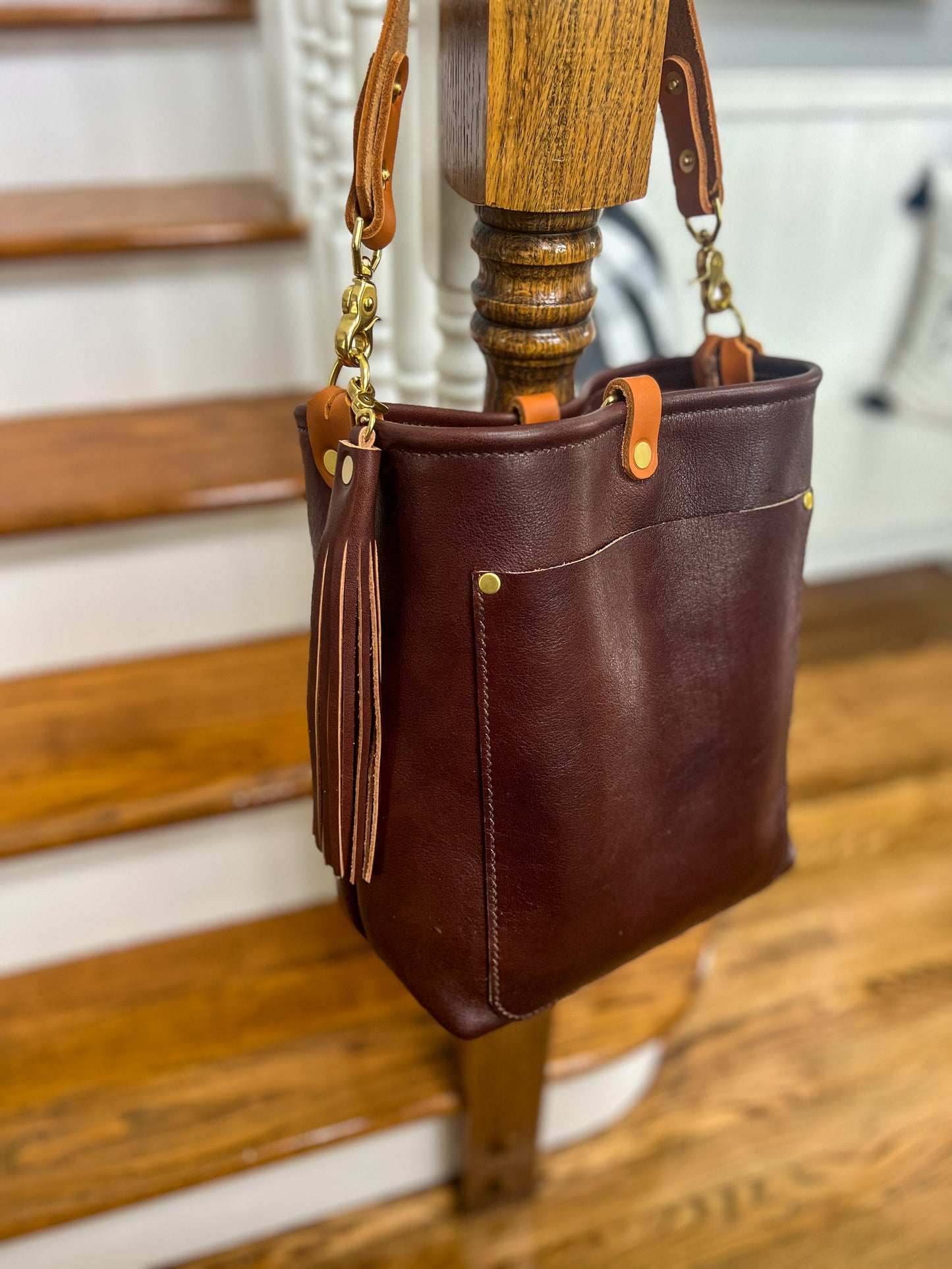 Bennett Bucket in Luxe Horween