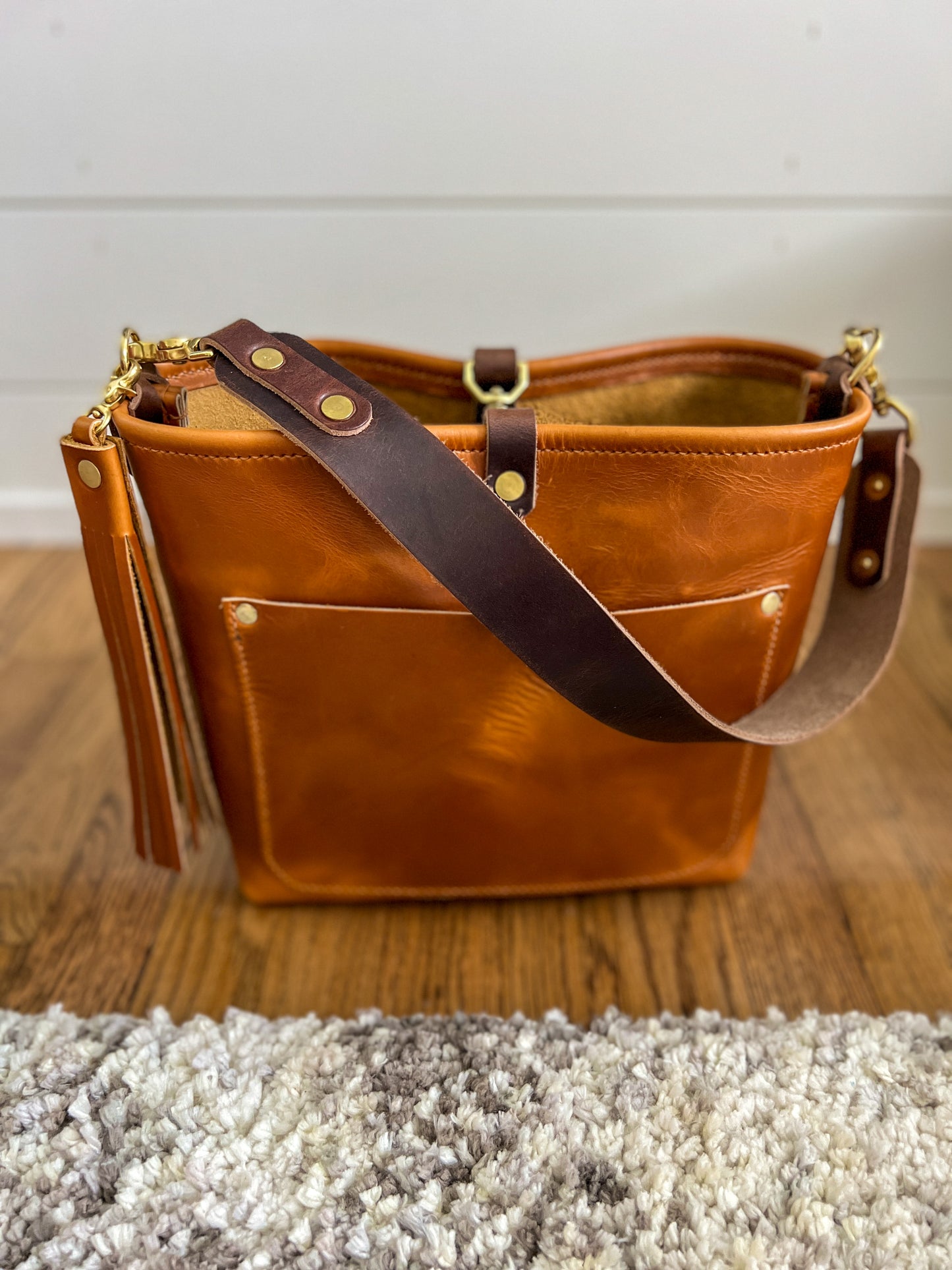 Bennett “shorty” Bucket in Horween Butterscotch
