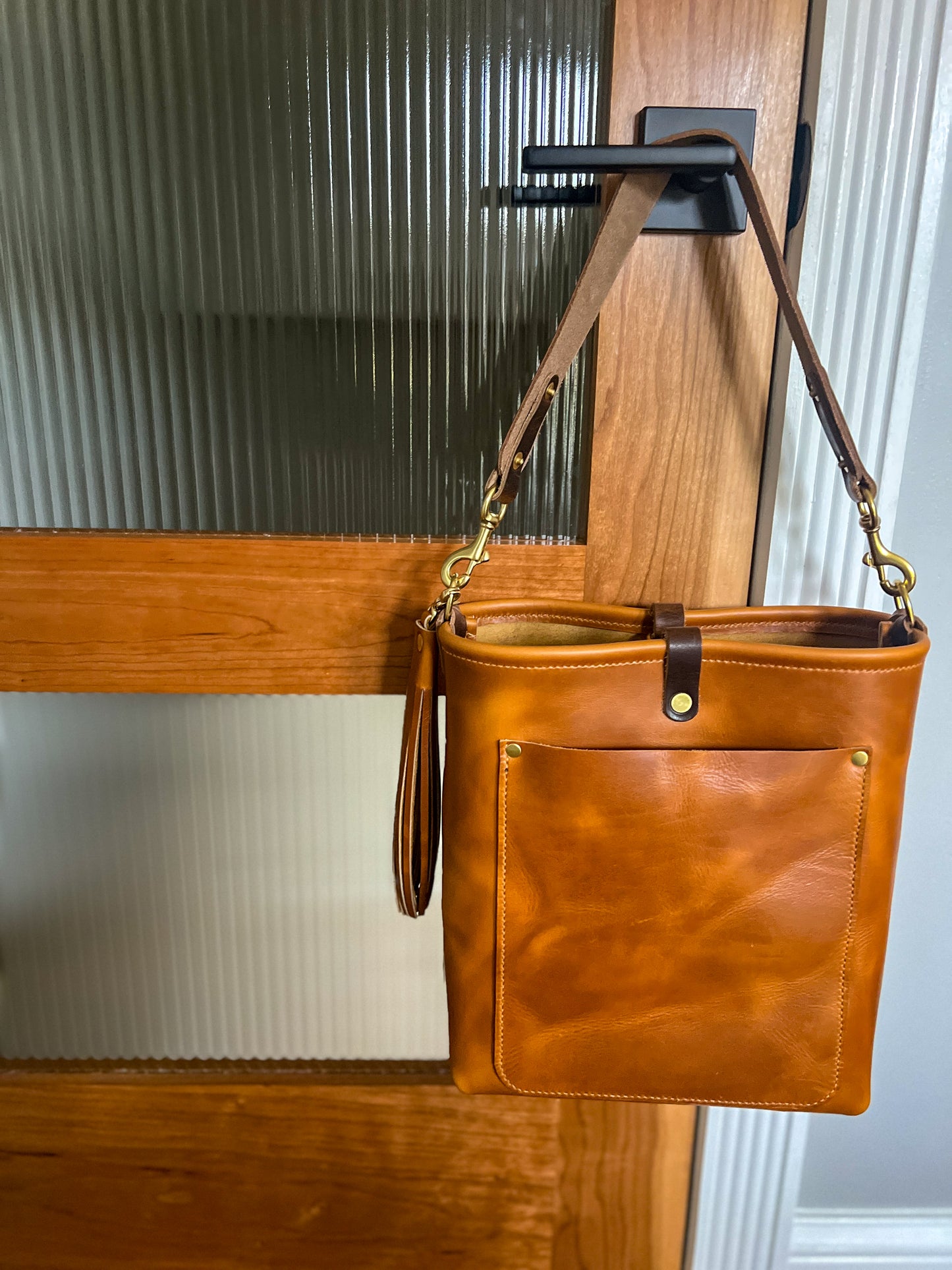 Bennett Bucket in Horween Butterscotch Full Grain Leather