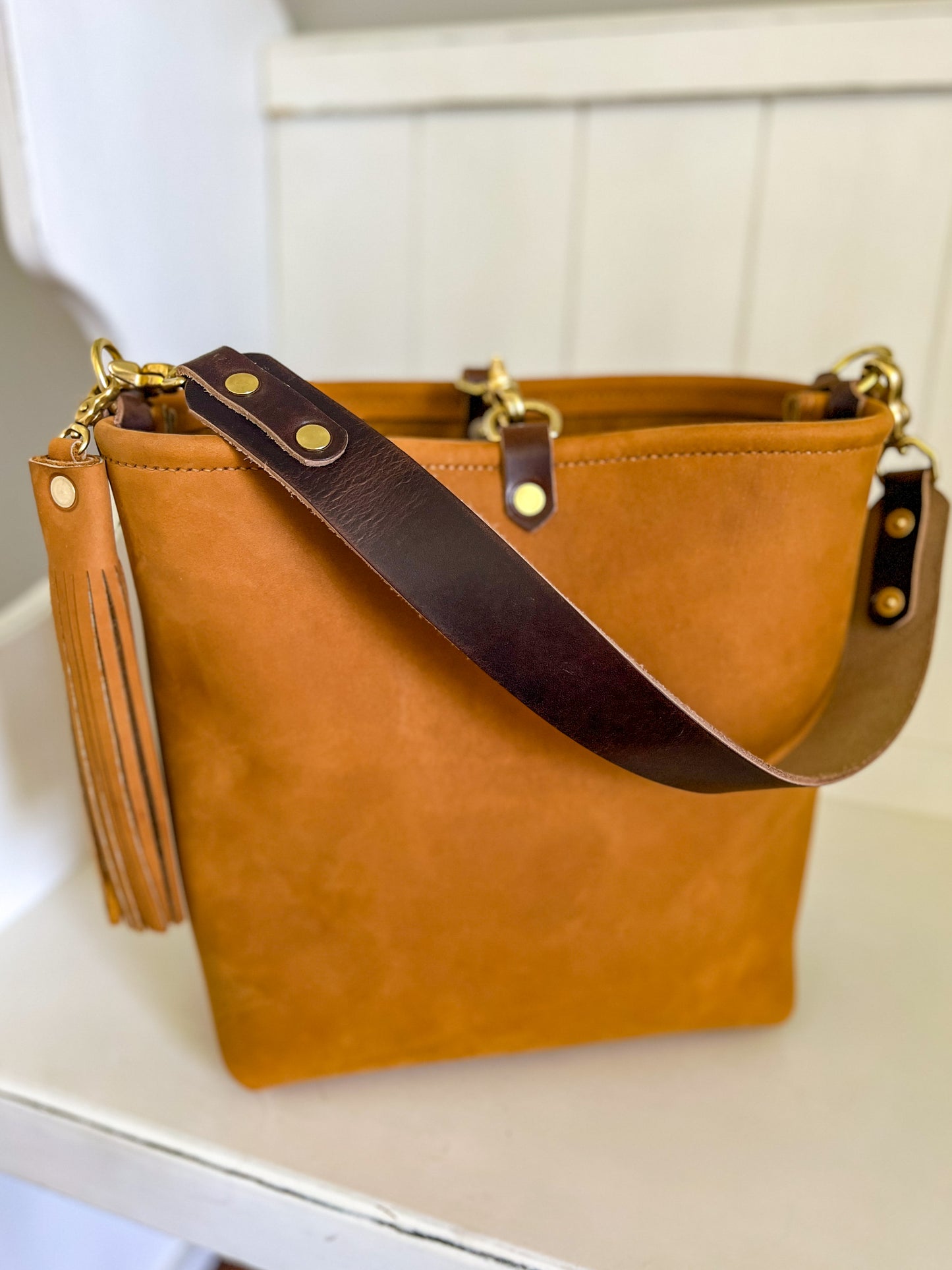 Hobo Bucket in Desert Sand Full Grain Leather