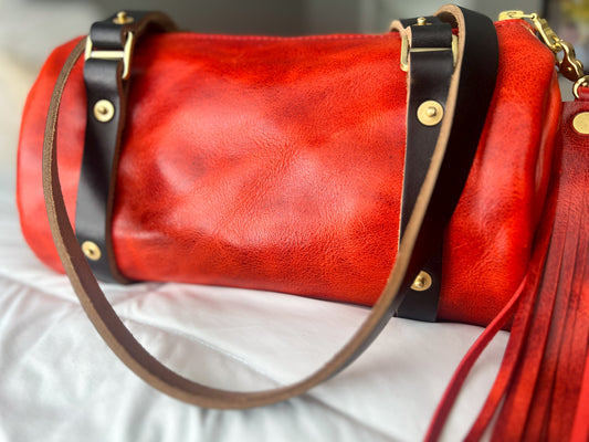 Bren Barrel in Chili Pepper Full Grain Leather