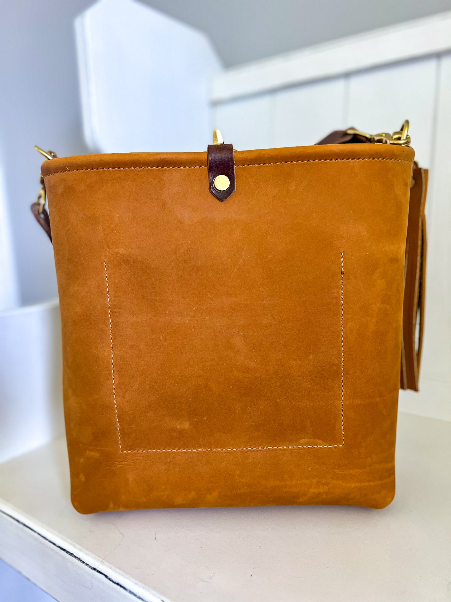 Hobo Bucket in Desert Sand Full Grain Leather