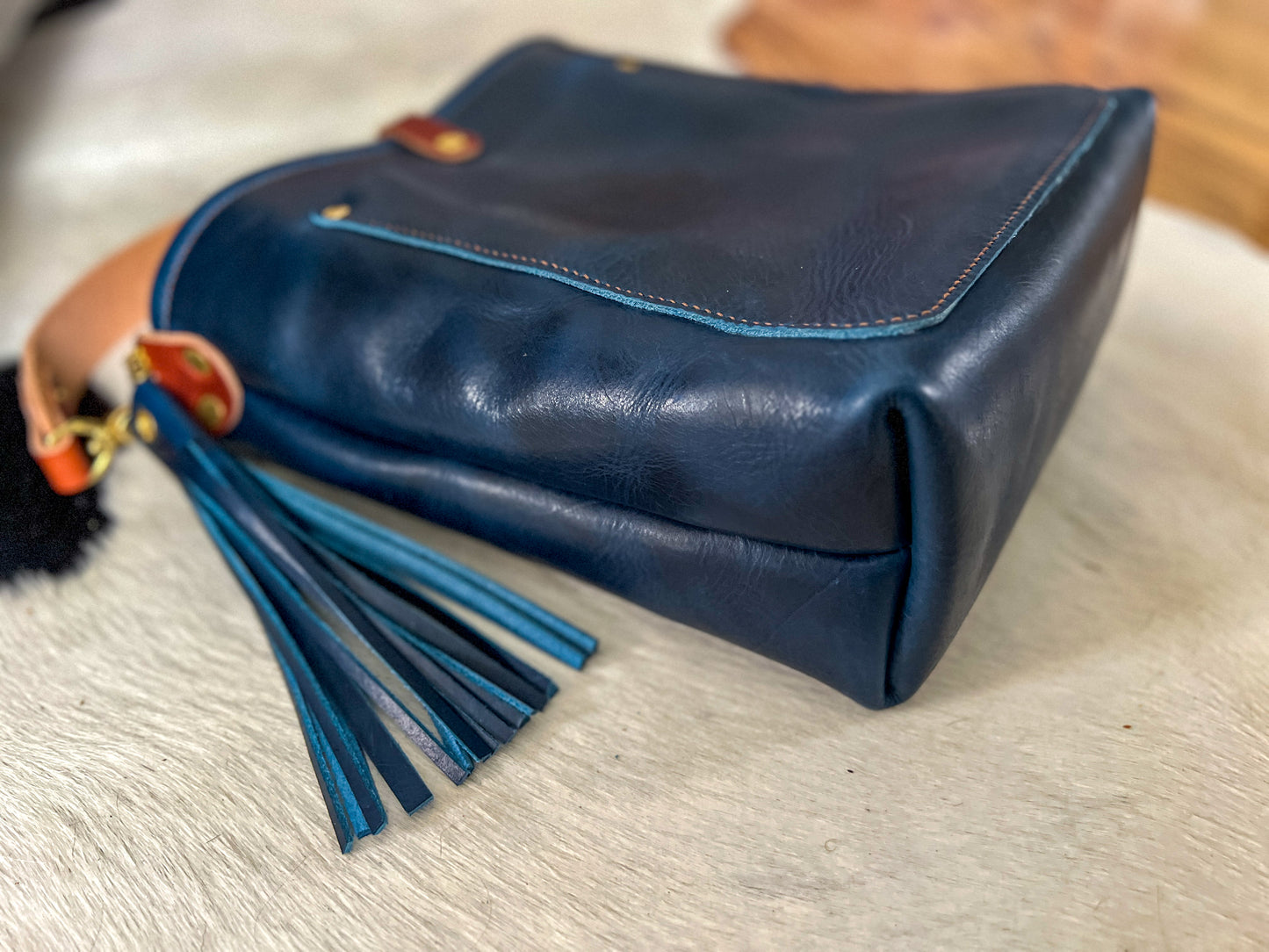 Bennett Bucket in Horween Cobalt Derby Veg Tan Leather