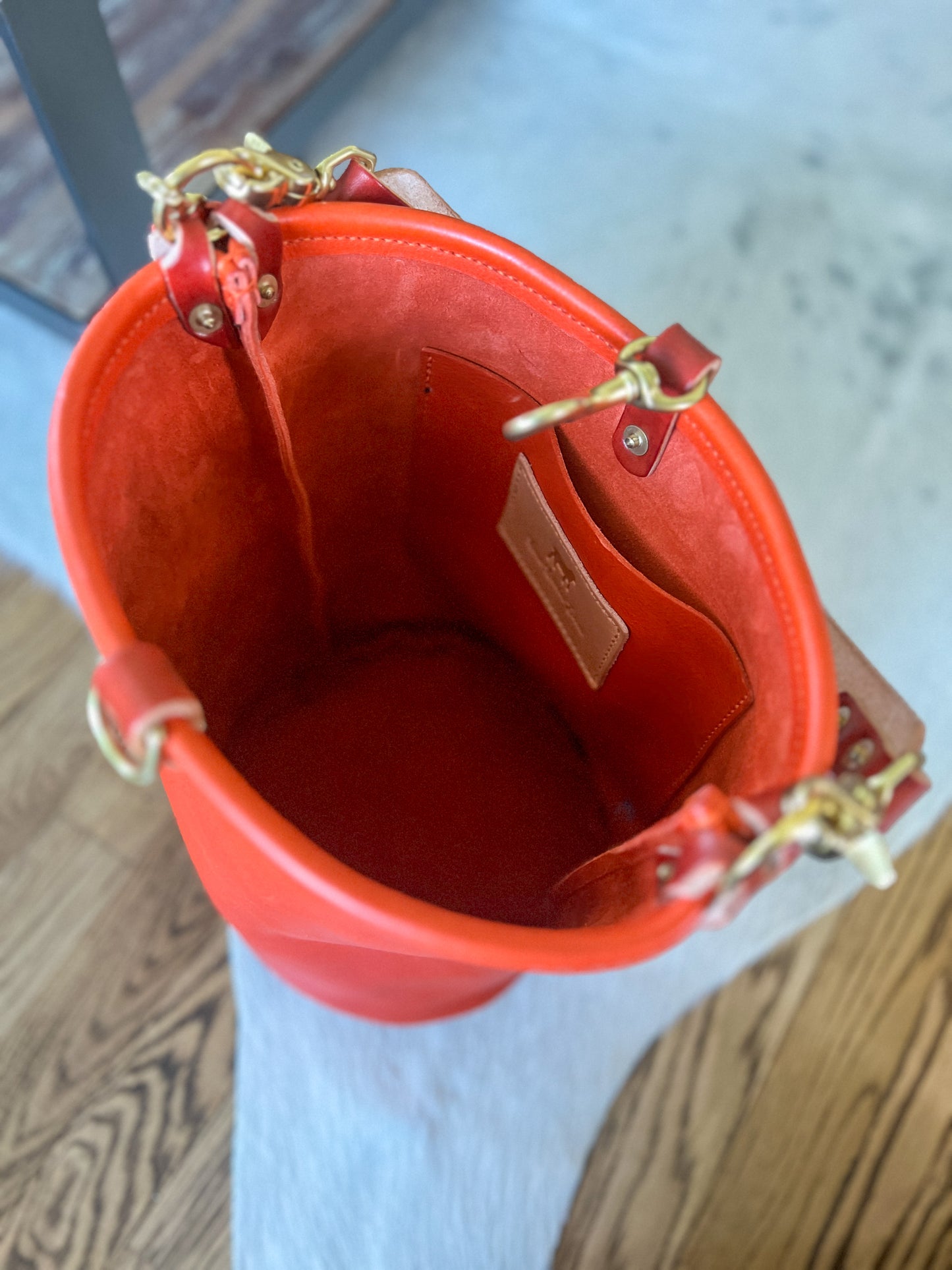 O Ring Bucket Bag in Mandarin Vachetta
