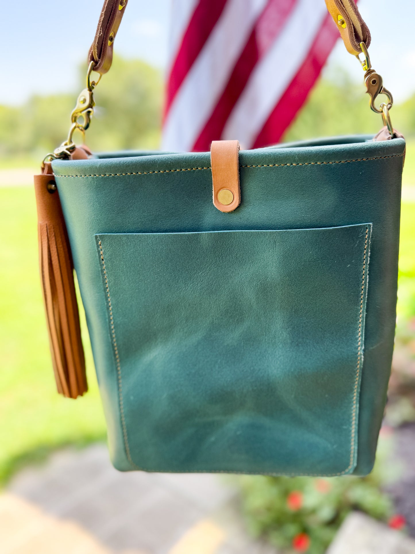 Bennett Bucket in Aqua Pearl Horween