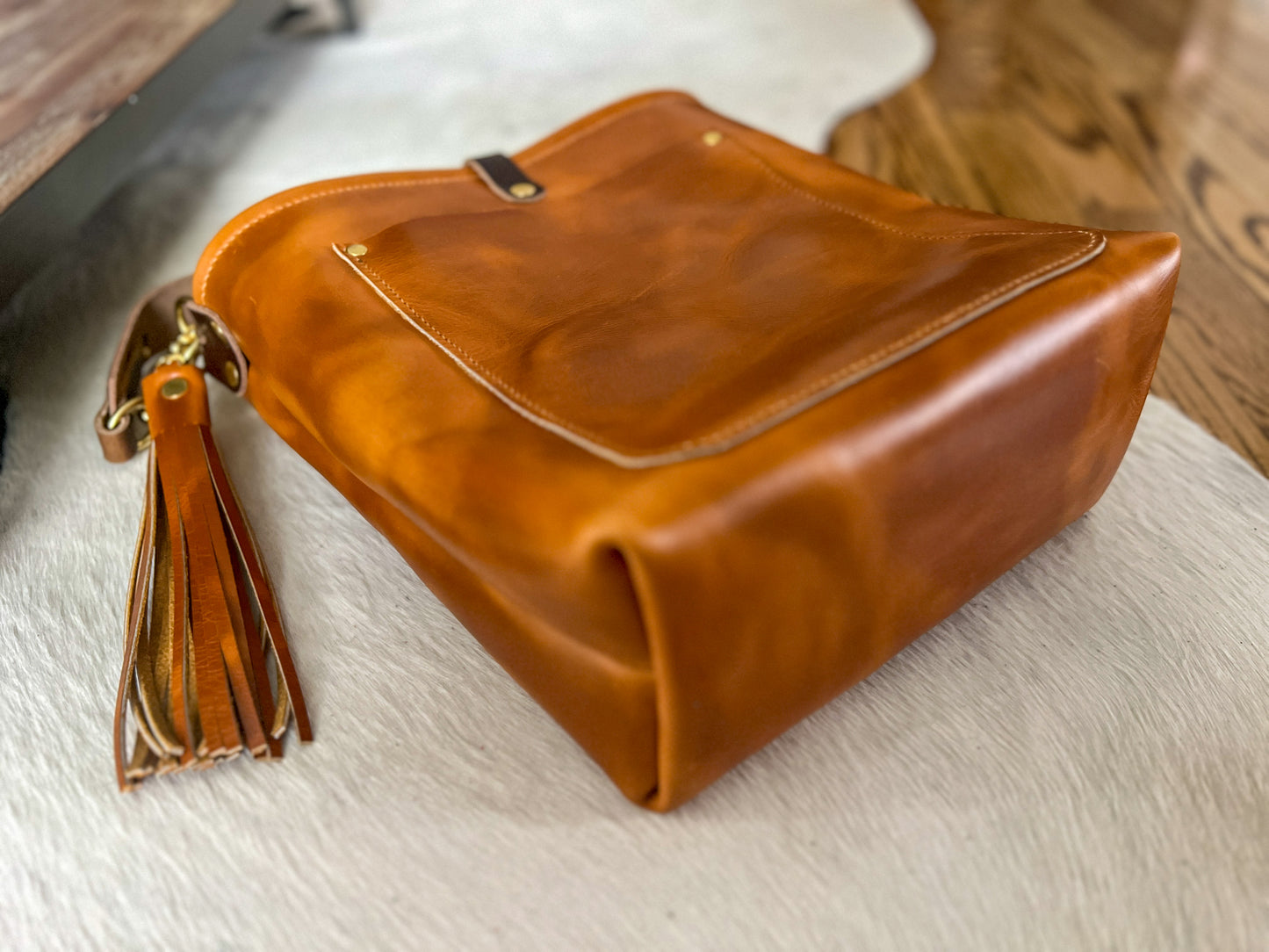 Bennett Bucket in Horween Butterscotch Full Grain Leather