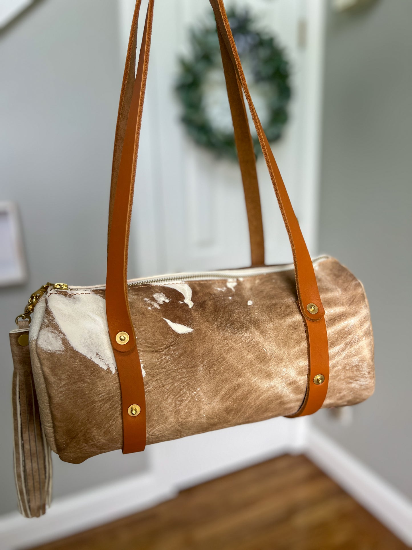 Bren Barrel in Vintage Cowhide Leather