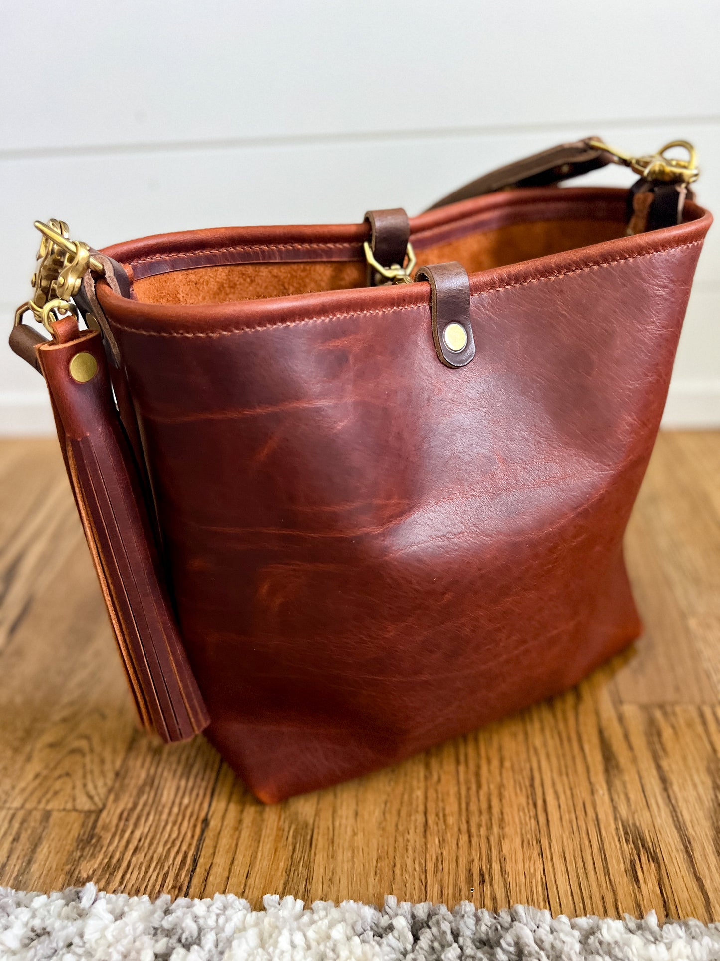 Hobo Bucket in Full Grain Rushmore Leather