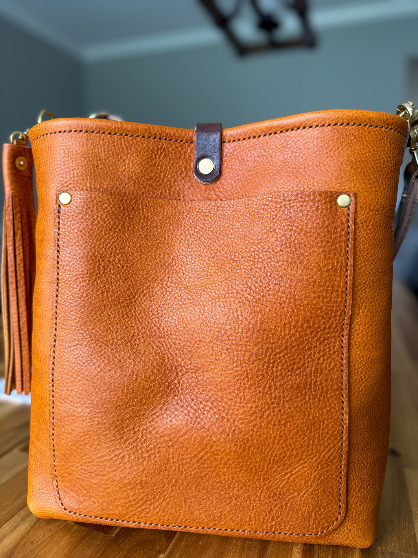 Bennett Bucket in Ginger Vachetta