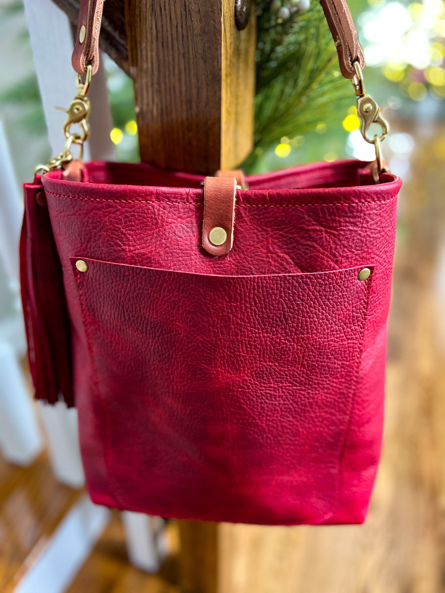 Bennett Bucket in Full Grain Cranberry Leather