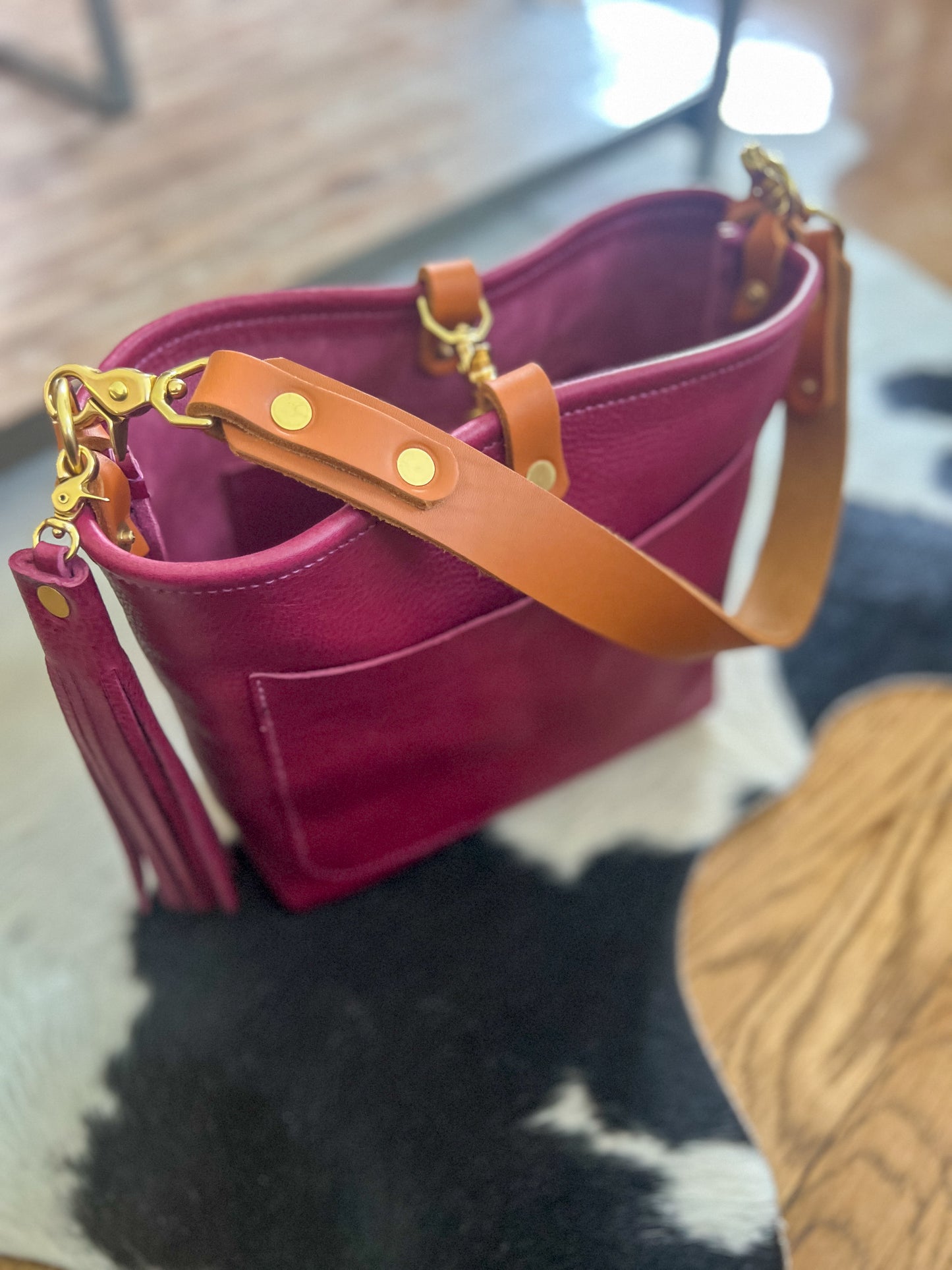 Bennett “shorty” Bucket in Lilac Vachetta