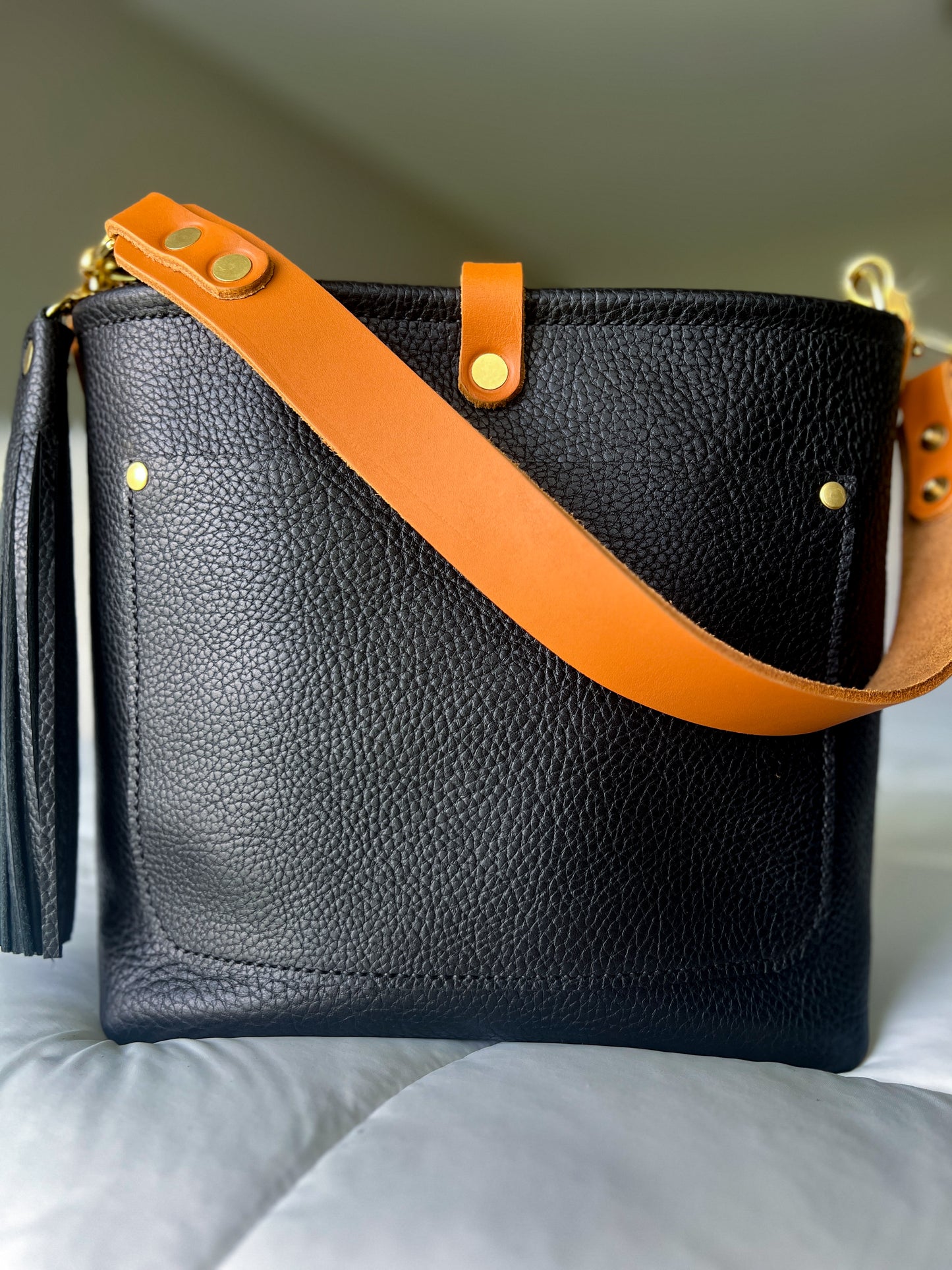 Bennett “shorty” Bucket in Horween Black Pebbled Leather