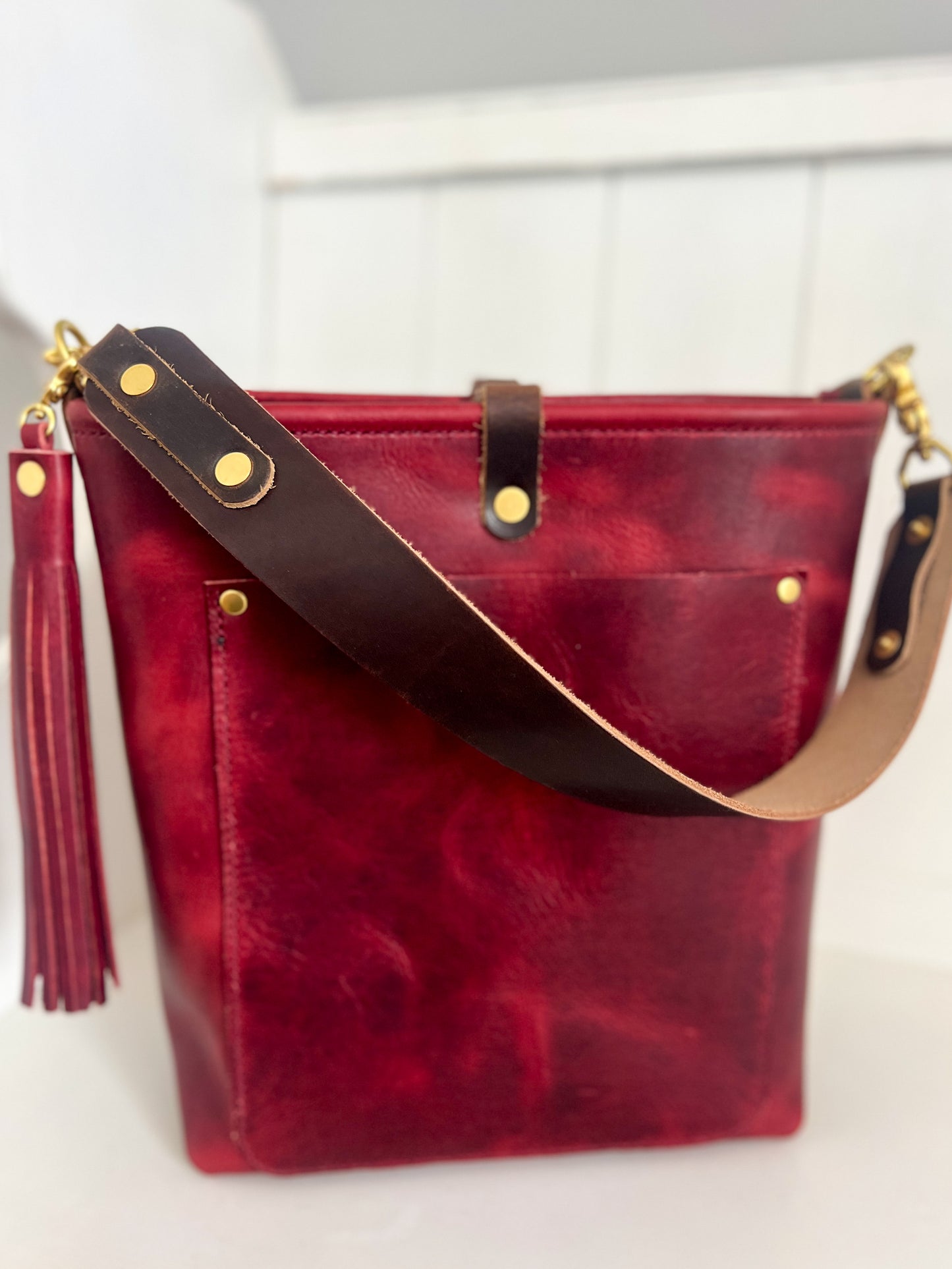Bennett Bucket in Russet Horween Derby Leather