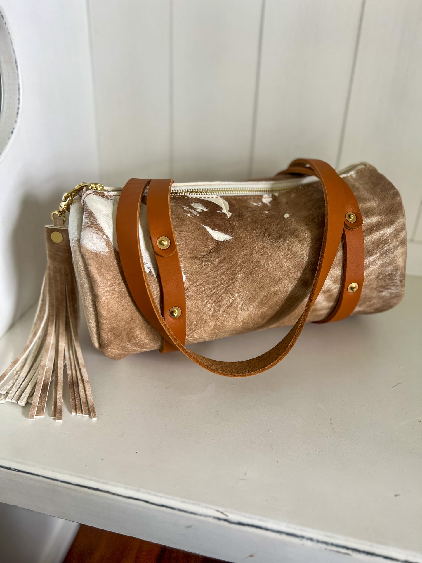 Bren Barrel in Vintage Cowhide Leather