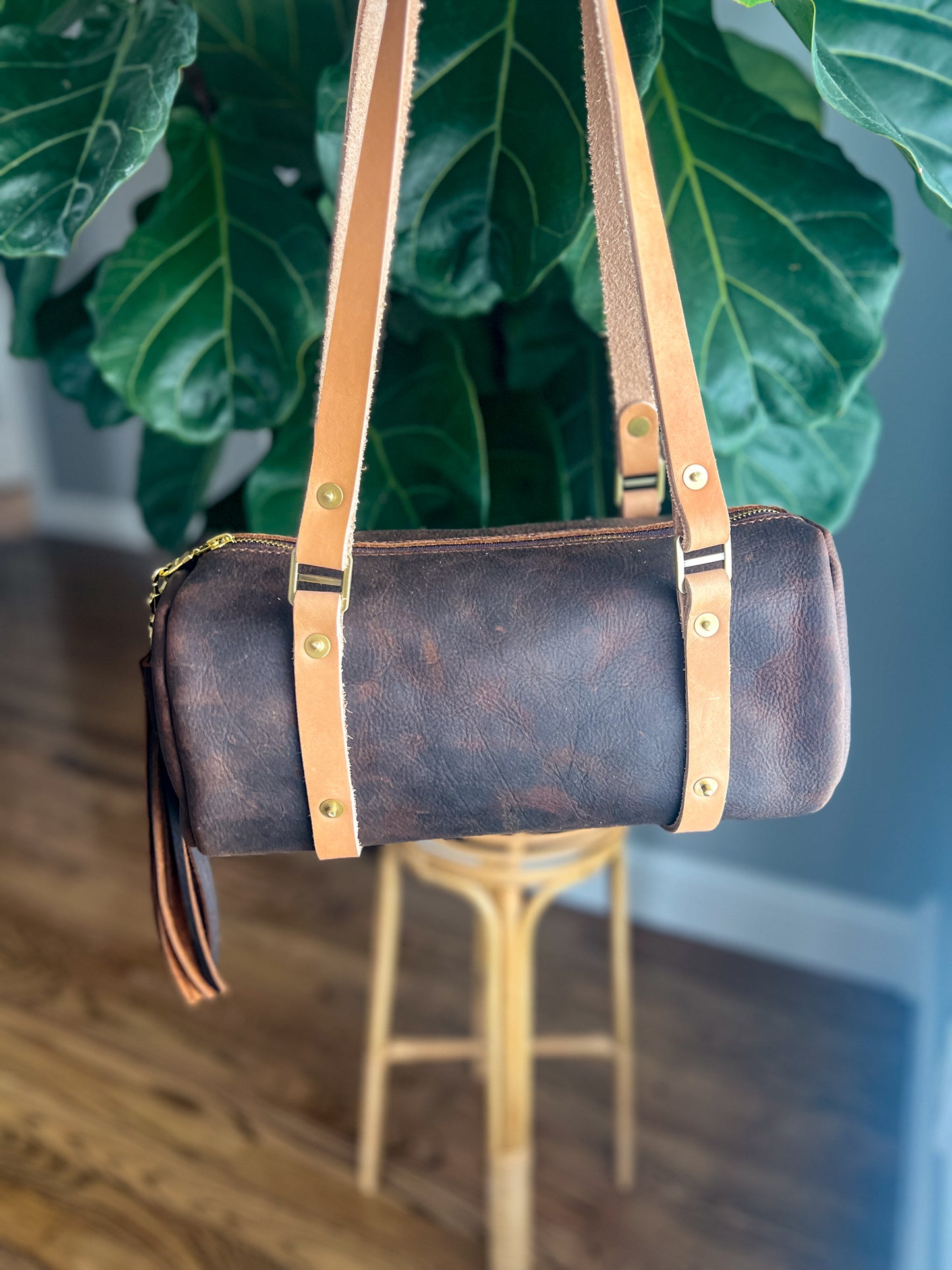 Bren Barrel in Kodiak Full Grain Leather