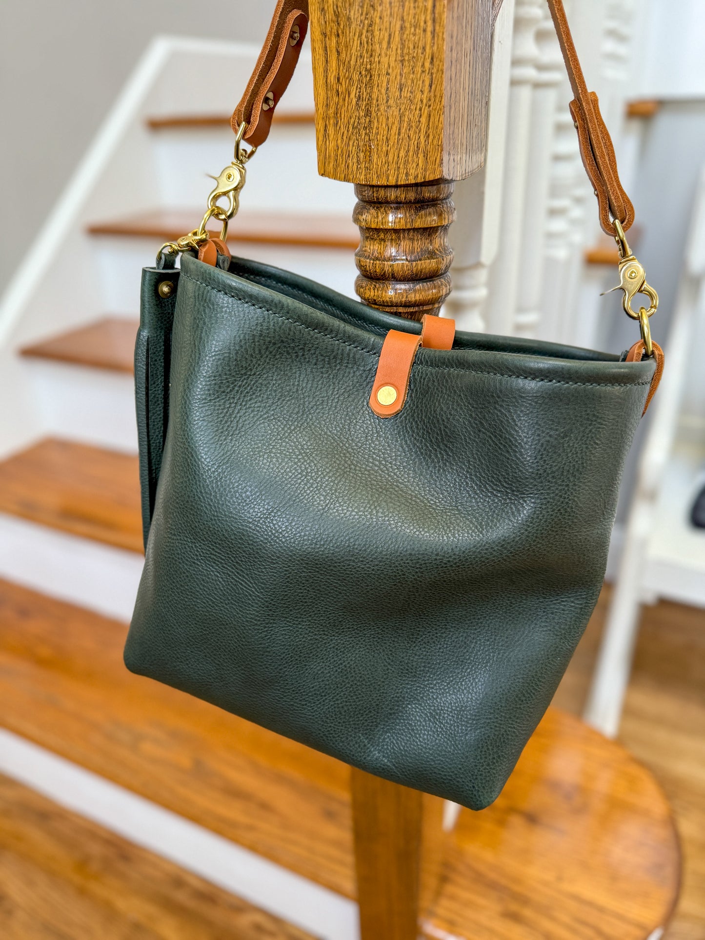 Hobo Bucket in Evergreen Vachetta