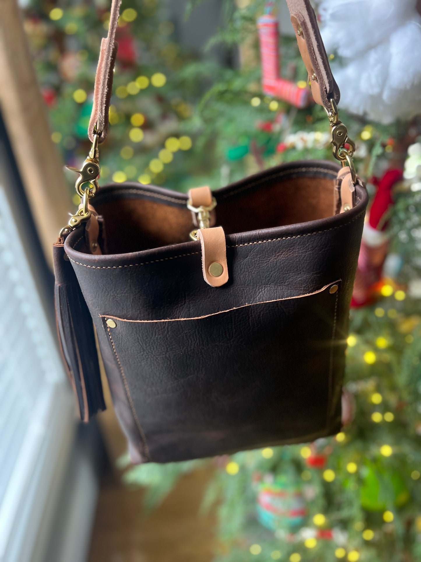 Bennett Bucket in Brown Kodiak