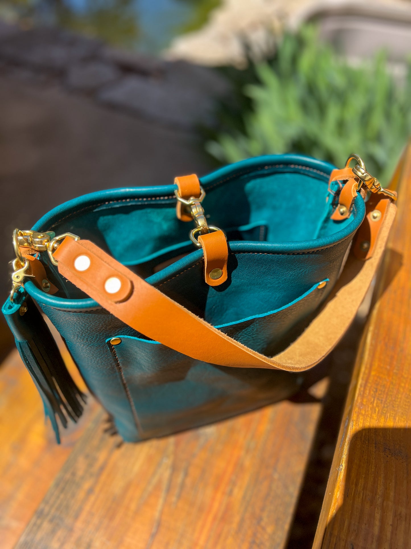 Bennett Bucket in Turquoise Vachetta