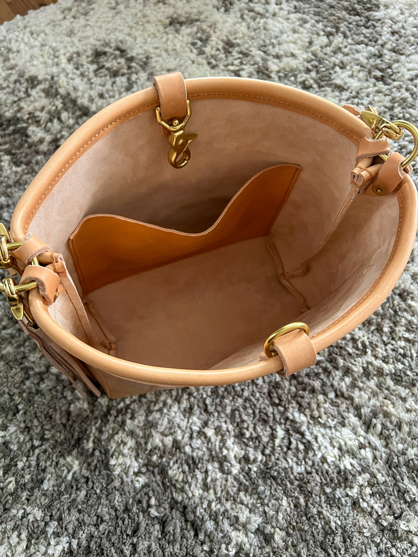 Bennett “shorty” Bucket in Natural Vachetta full Grain Leather