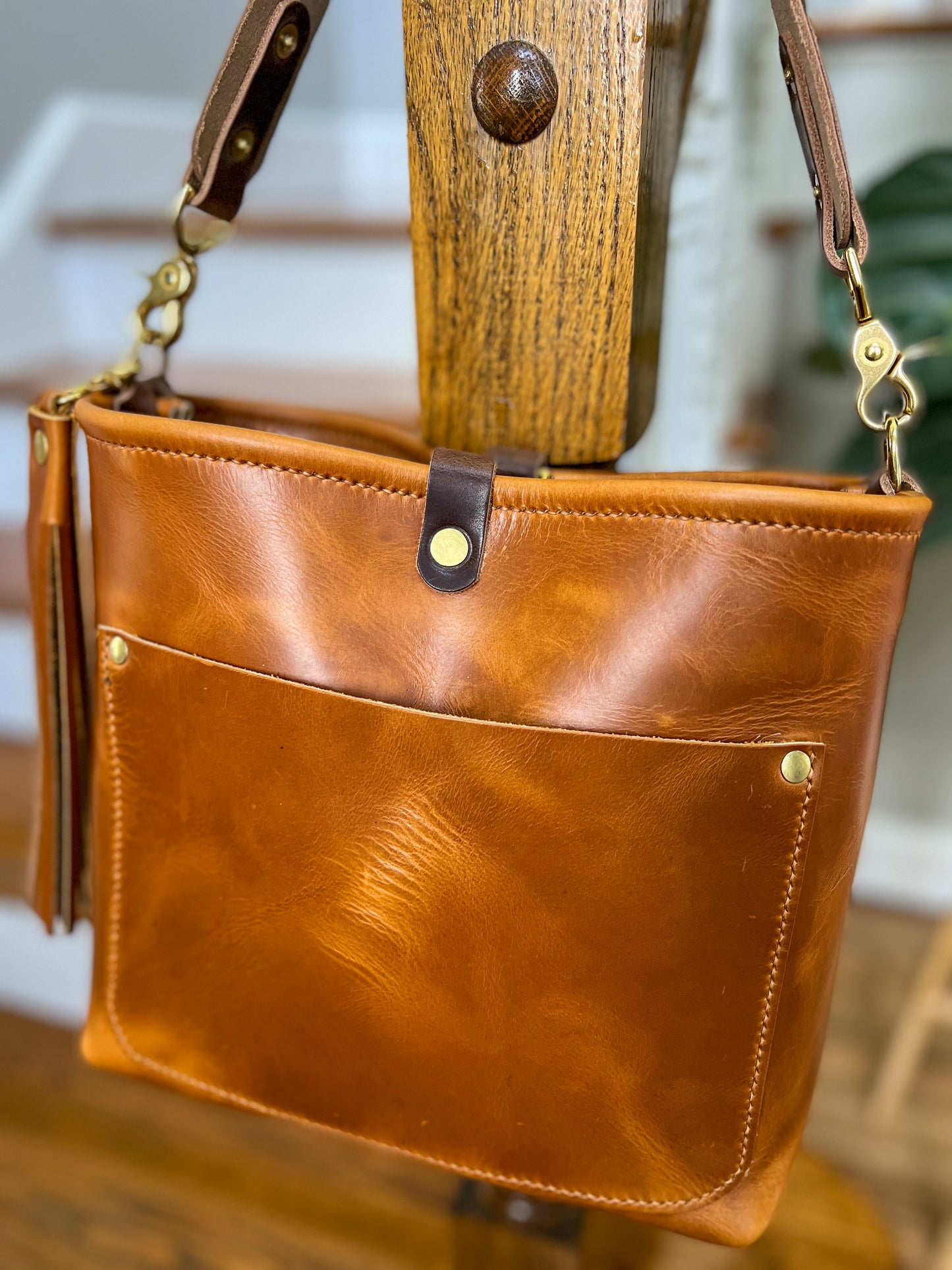 Bennett “shorty” Bucket in Horween Butterscotch