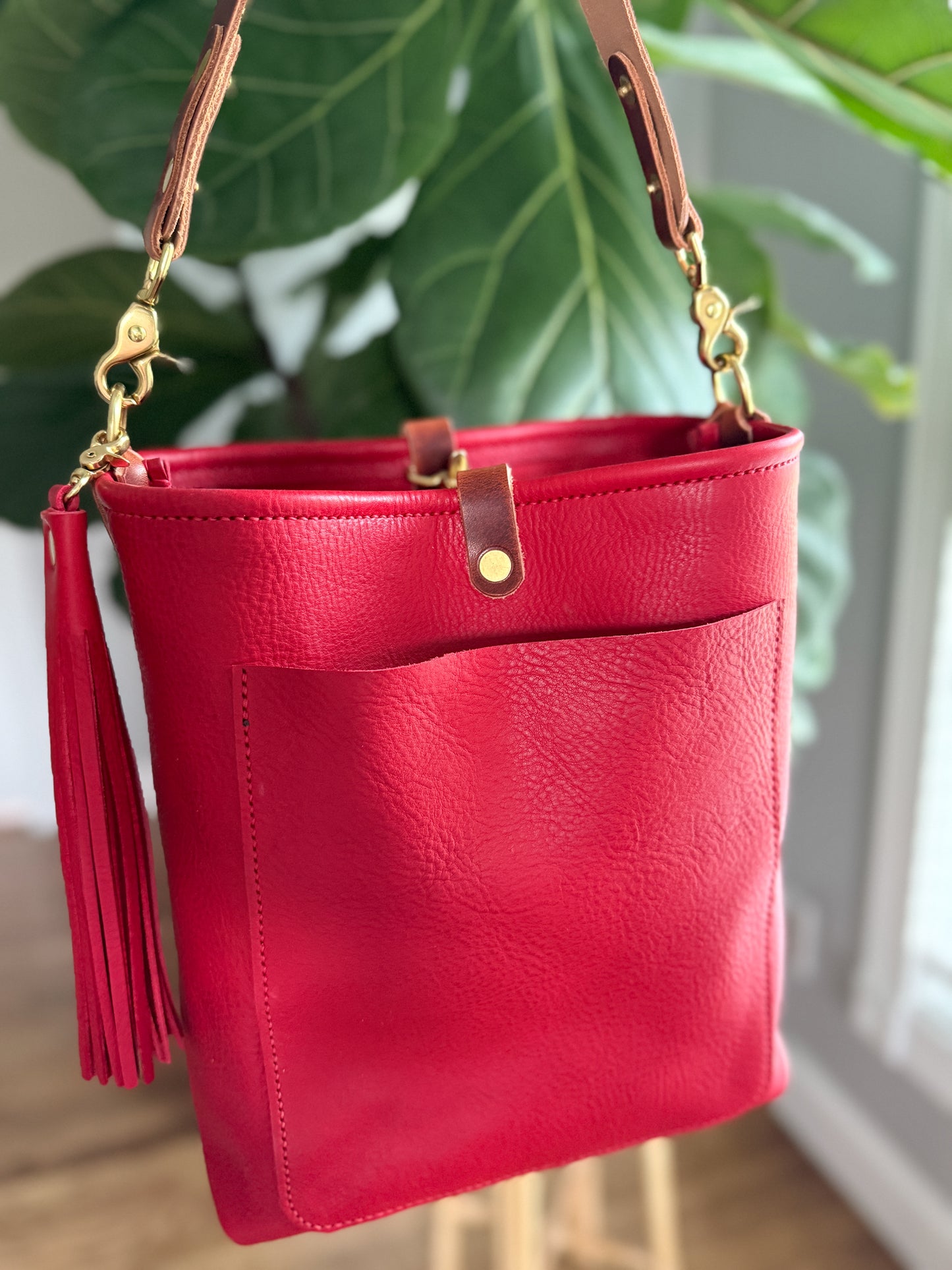 Bennett Bucket in Ruby Vachetta
