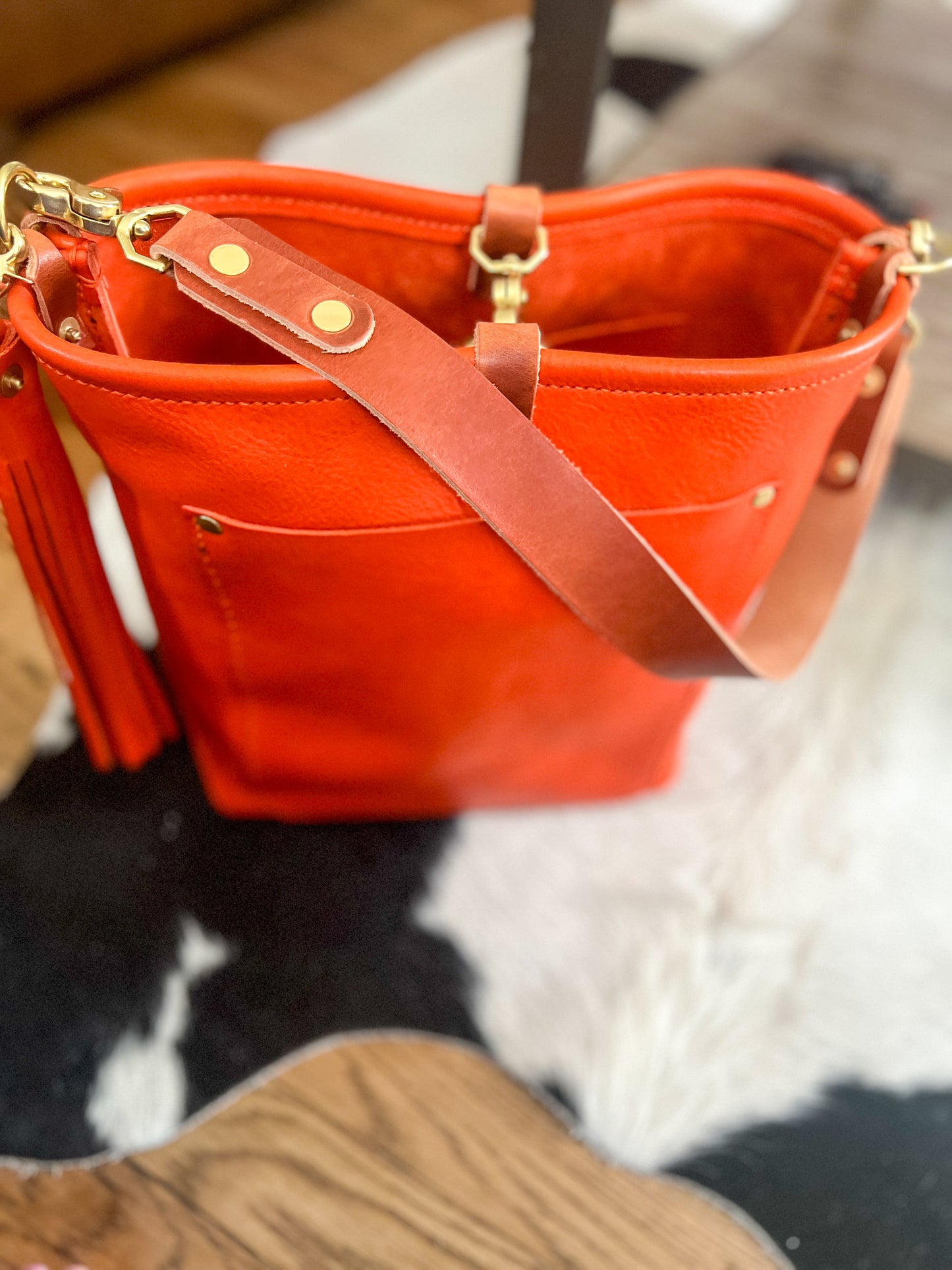 Bennett Bucket in Mandarin Vachetta