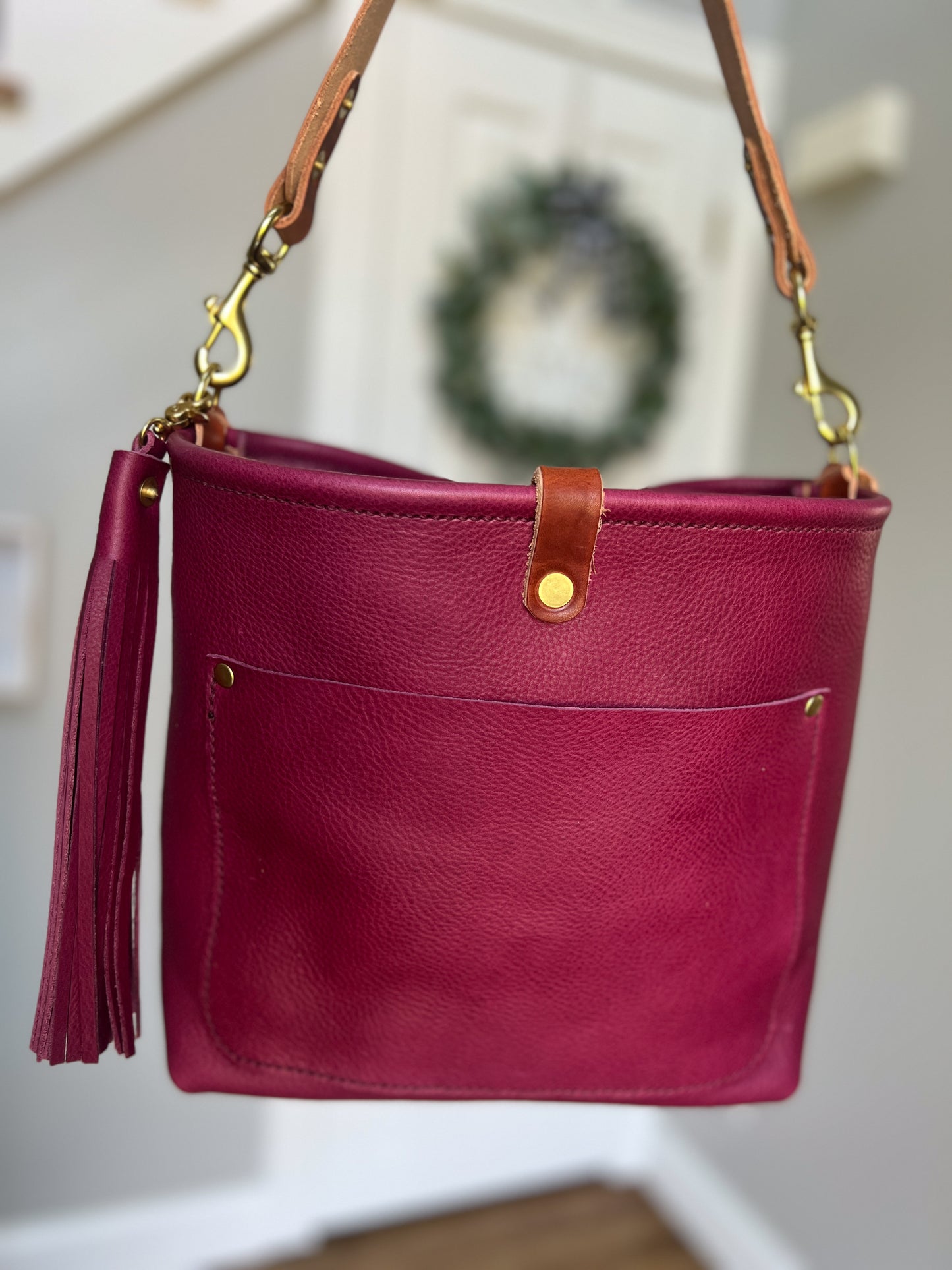 Bennett “shorty” Bucket in Lilac Vachetta