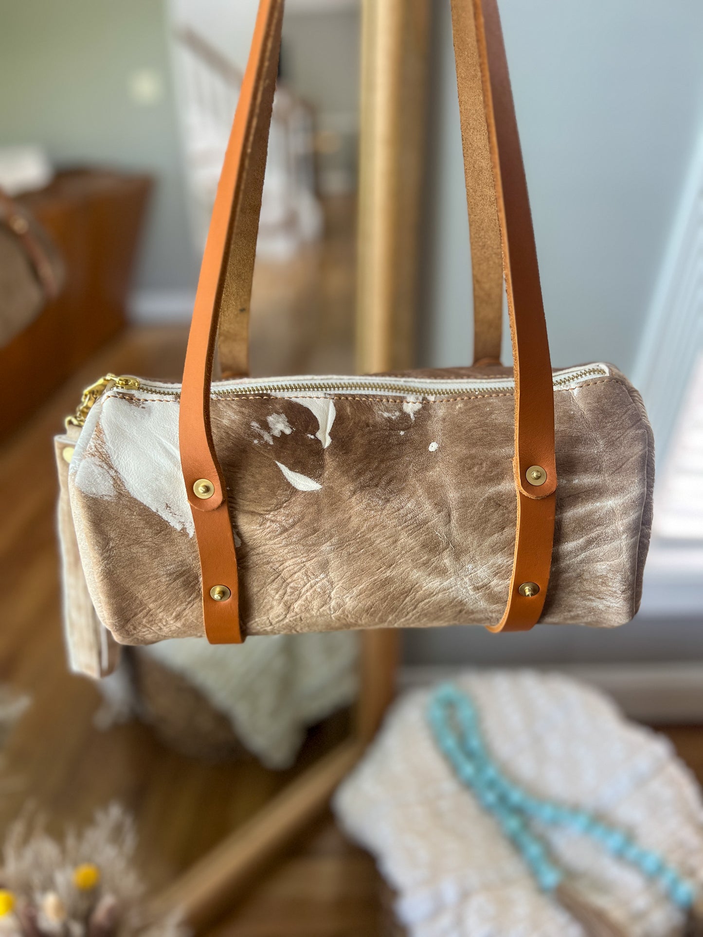 Bren Barrel in Vintage Cowhide Leather