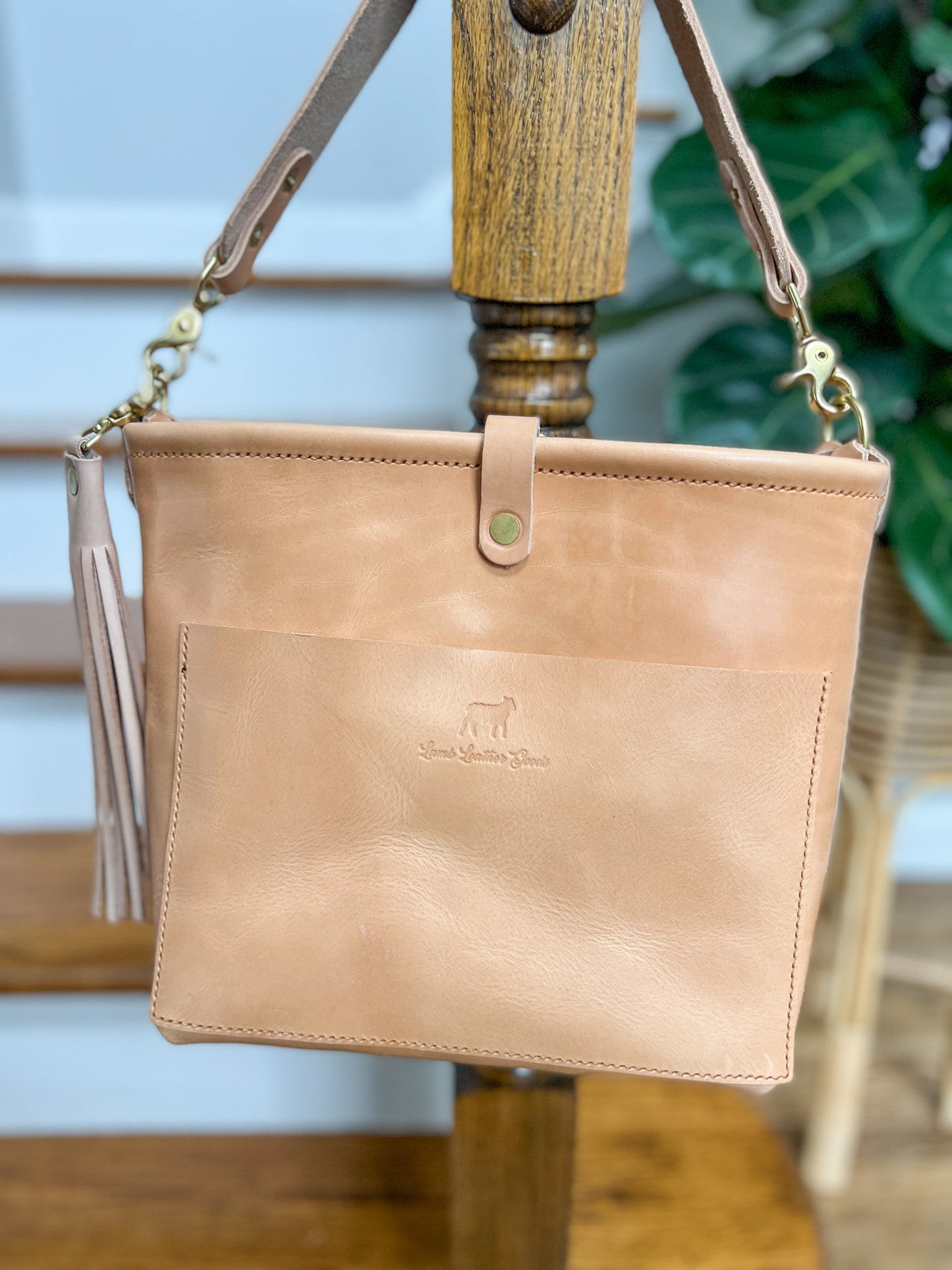 Bennett “shorty” Bucket in Natural Vachetta full Grain Leather