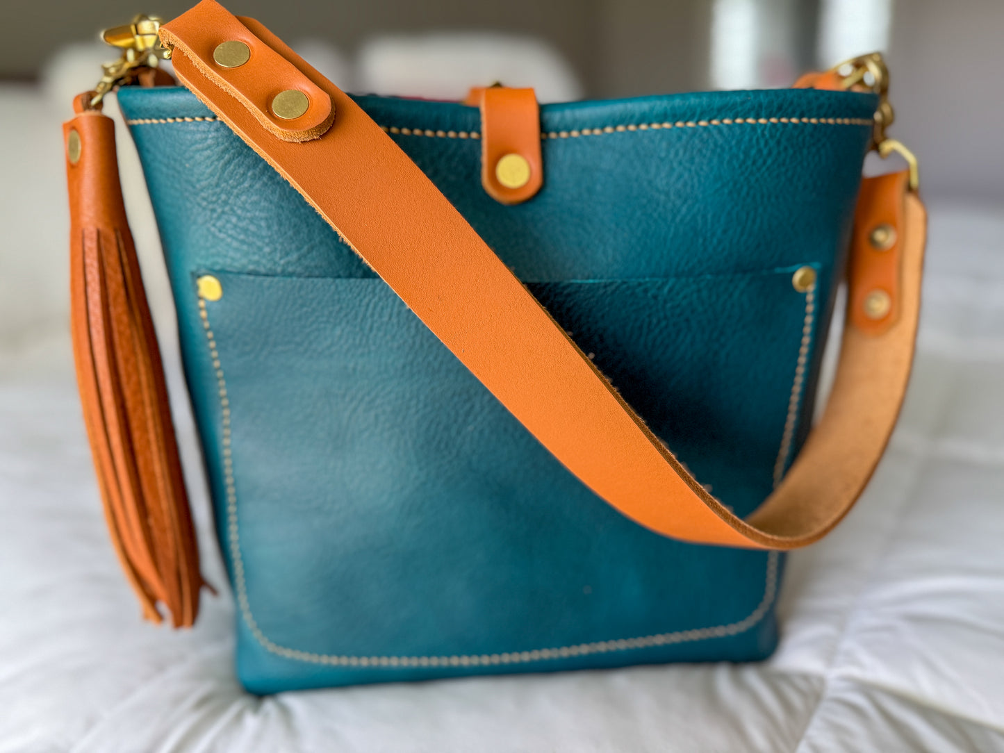 Bennett “shorty” Bucket in Turquoise Vachetta