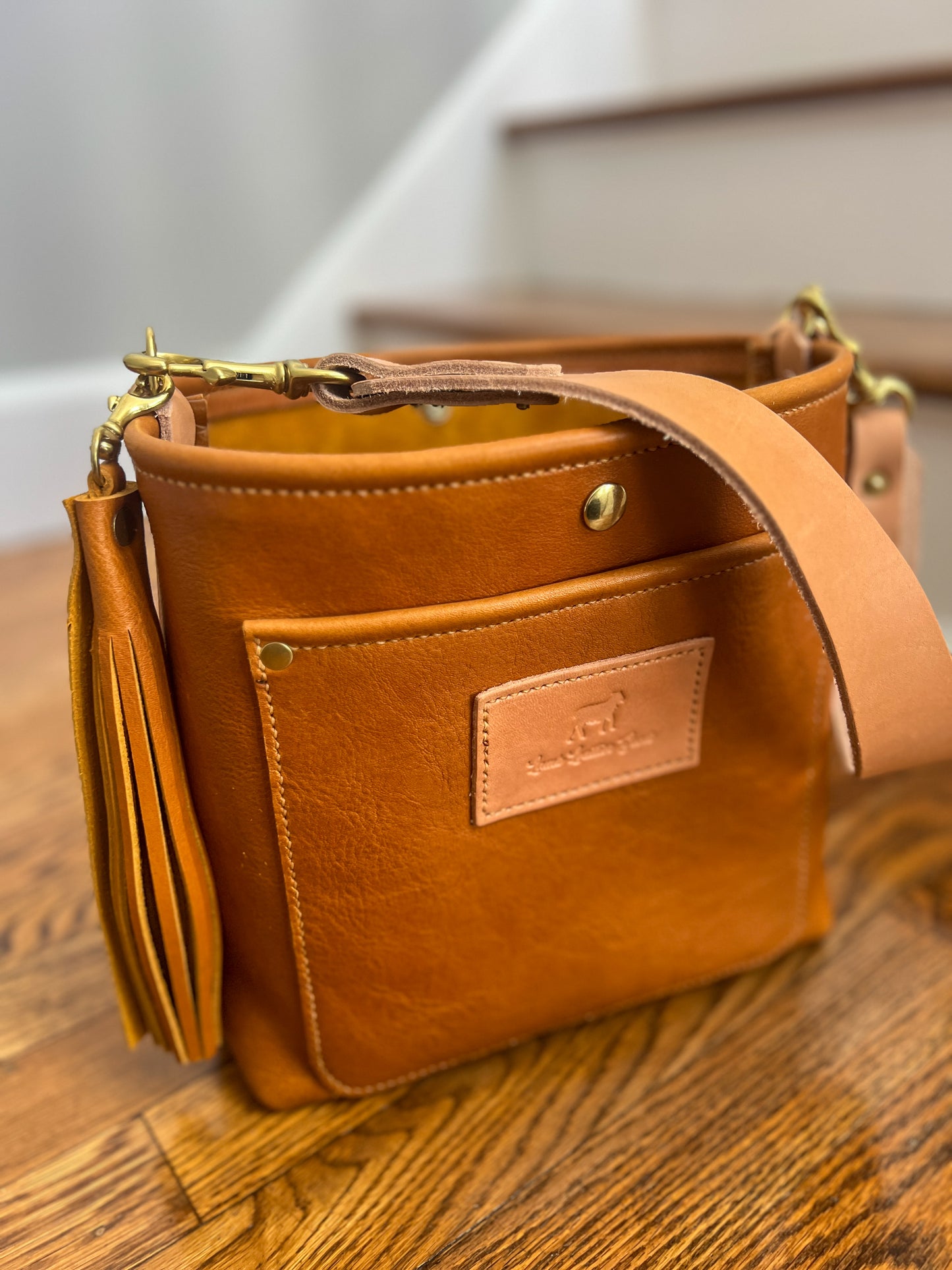 Bennett “shorty” Bucket in Golden Honey Bulldog Leather